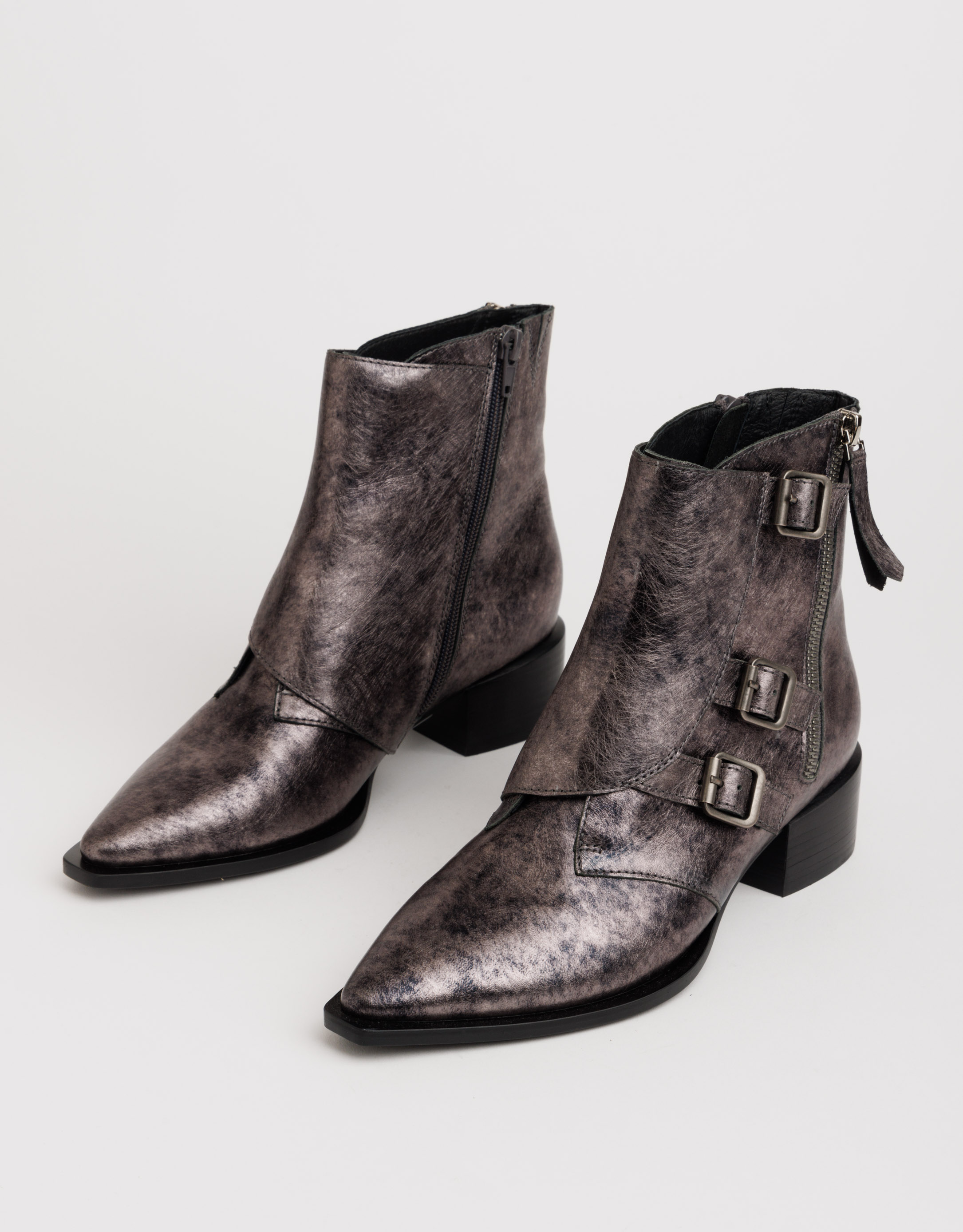 נעלי נשים - Jeffrey Campbell - מגפוני עור DUCKI - אפור מטאלי4