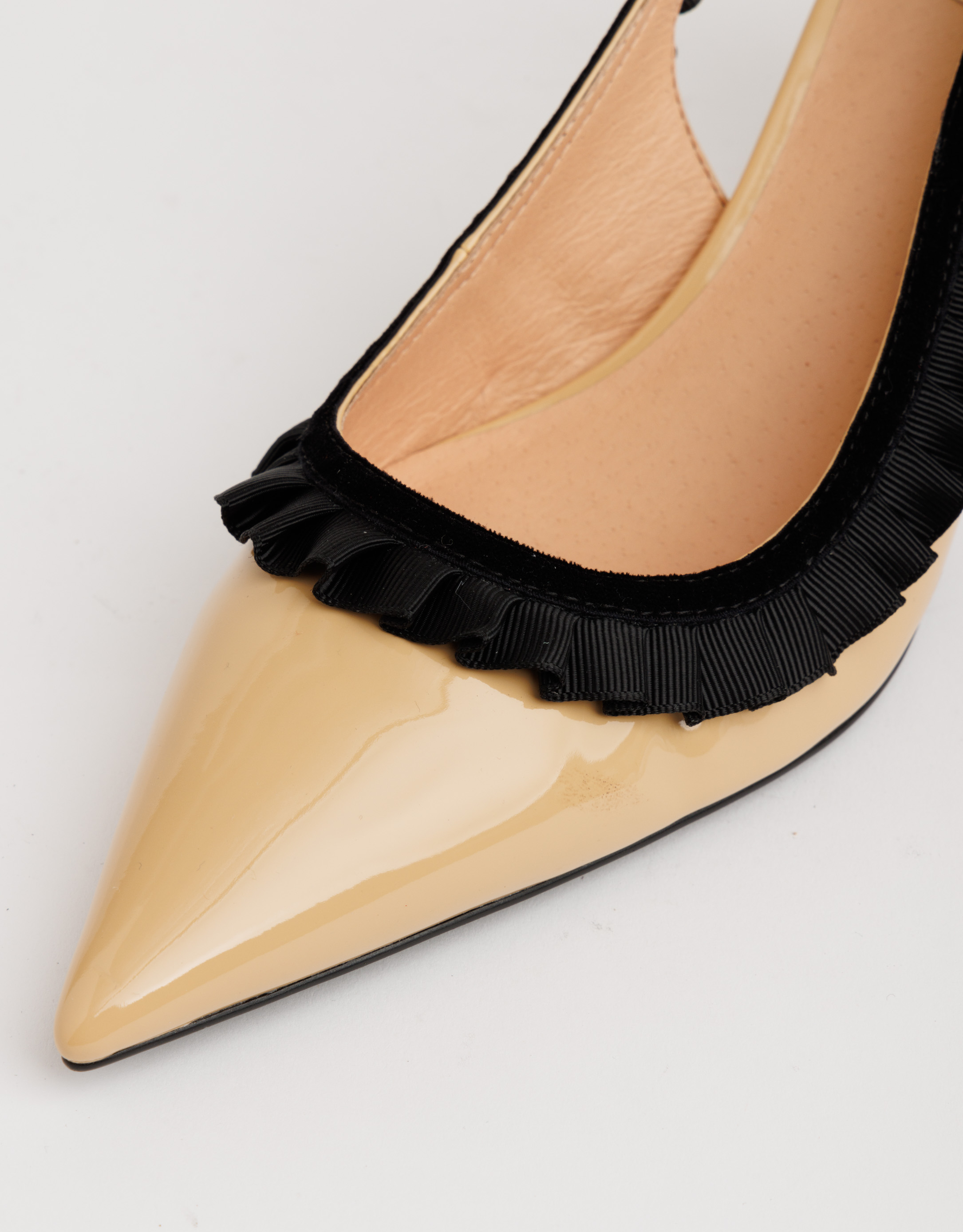 נעלי נשים - Jeffrey Campbell - נעלי סירה עם עקב FEMININ - בז'3