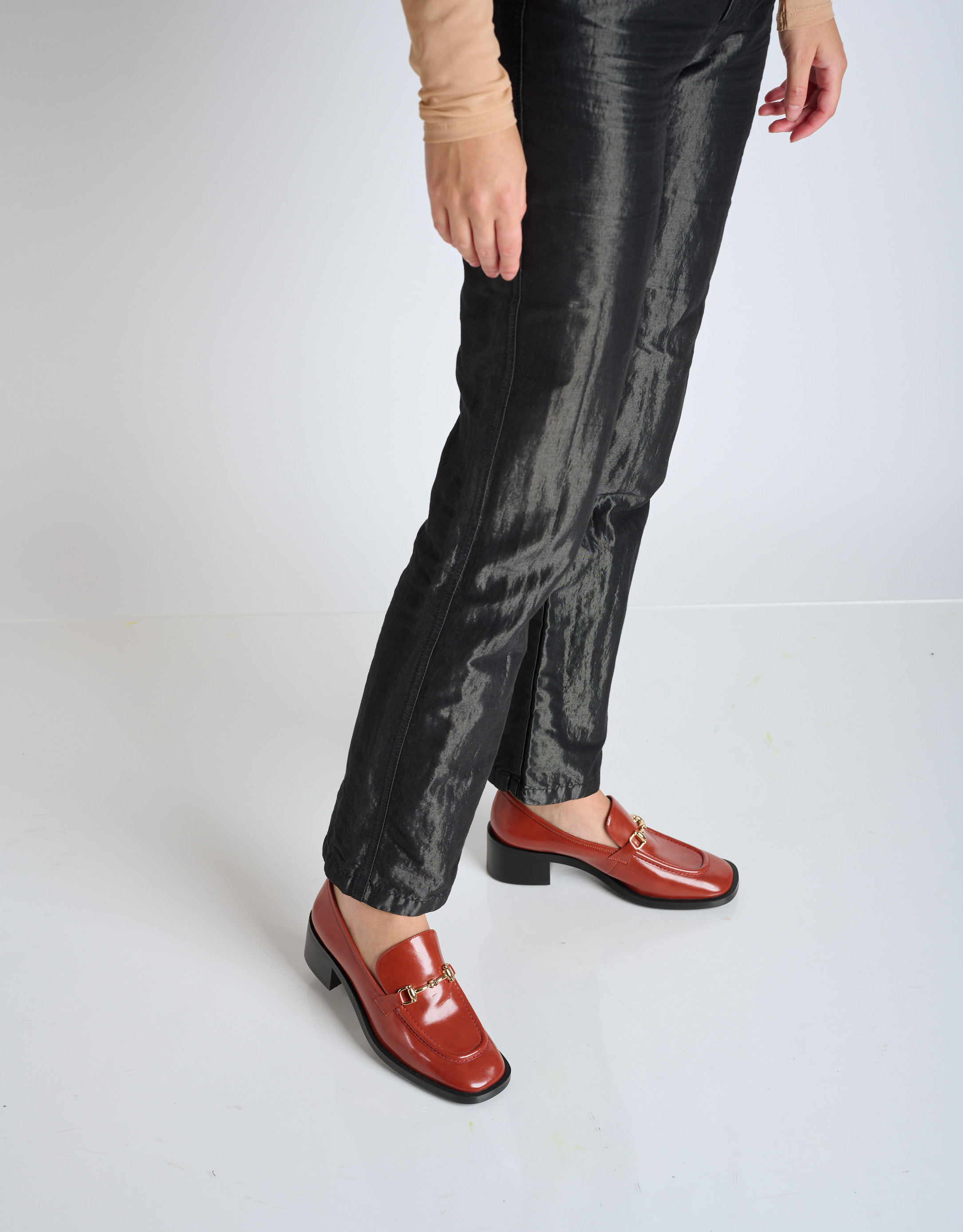 נעלי נשים - Jeffrey Campbell - מוקסינים עם עקב REID - חמרה3