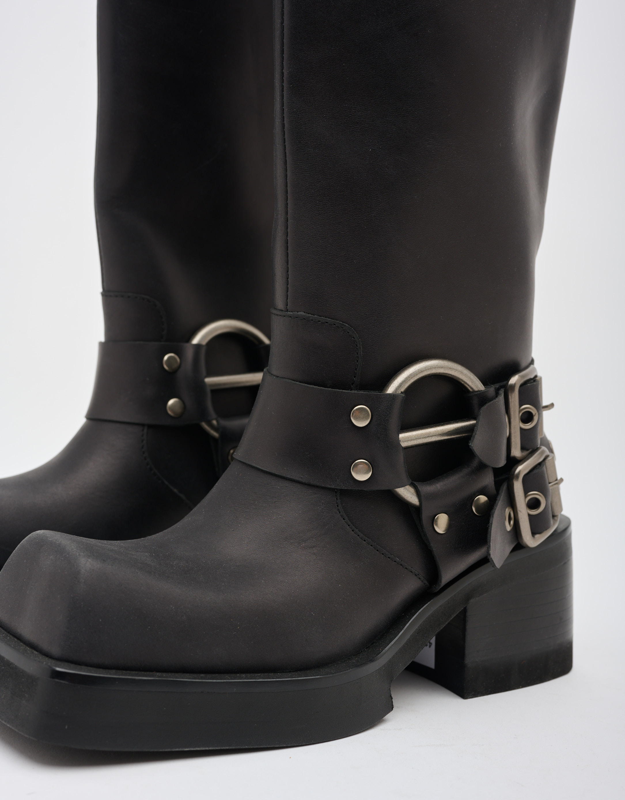 נעלי נשים - Jeffrey Campbell - מגפיי עור FRAUDULENT - שחור4