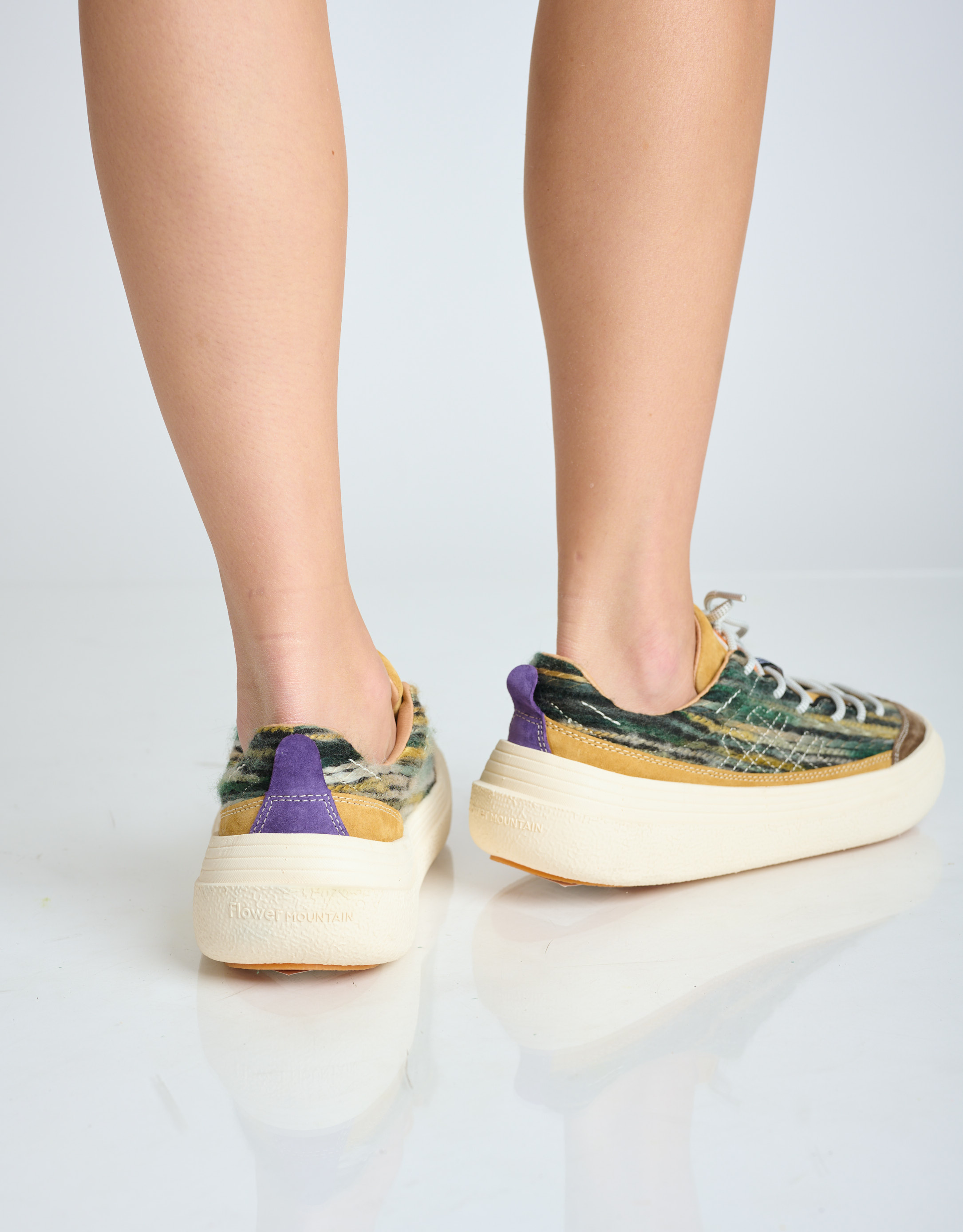 נעלי נשים - Flower Mountain - סניקרס FAMI UNI פסים - חום   ירוק4