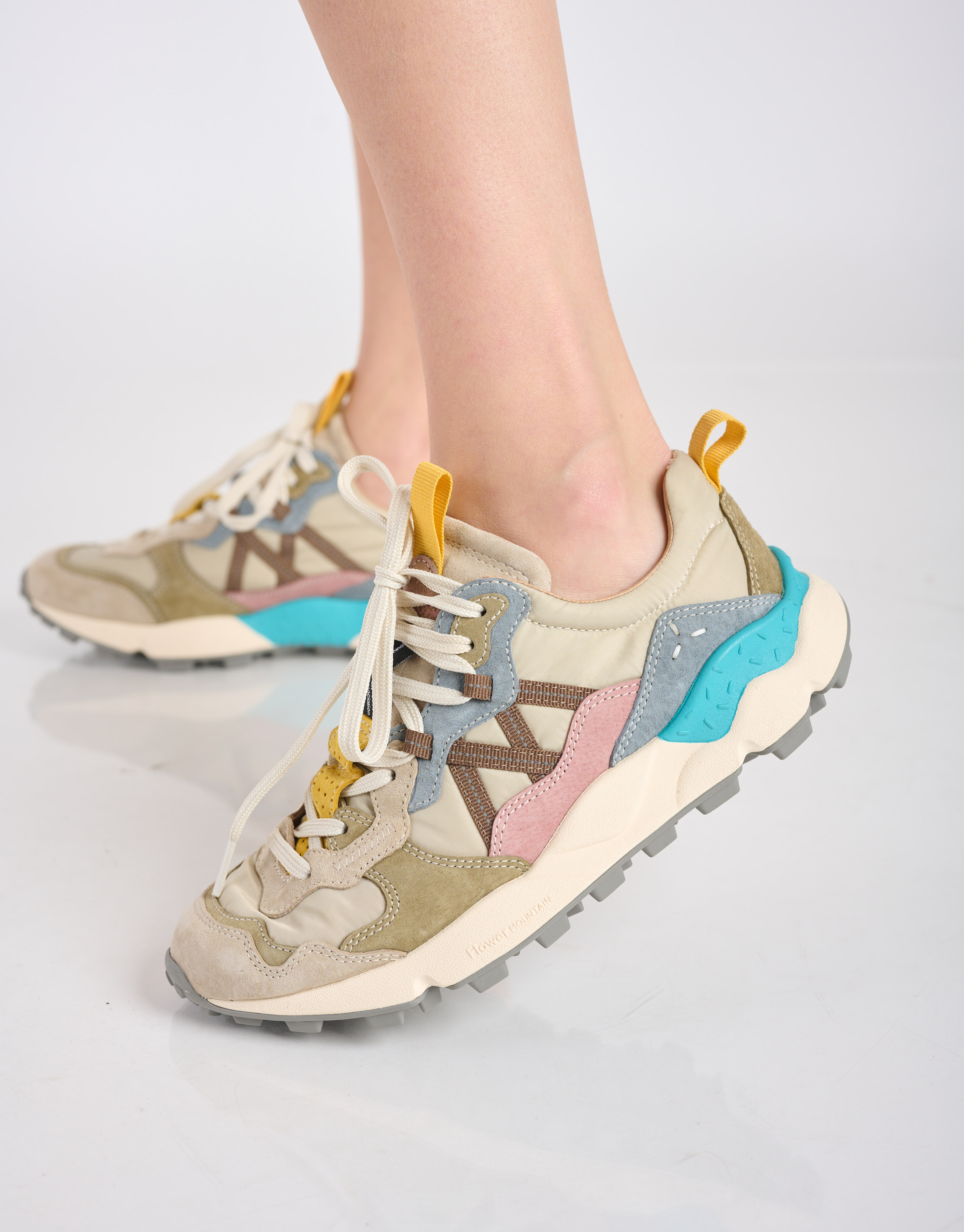 נעלי נשים - Flower Mountain - סניקרס LENZAN - אפור4