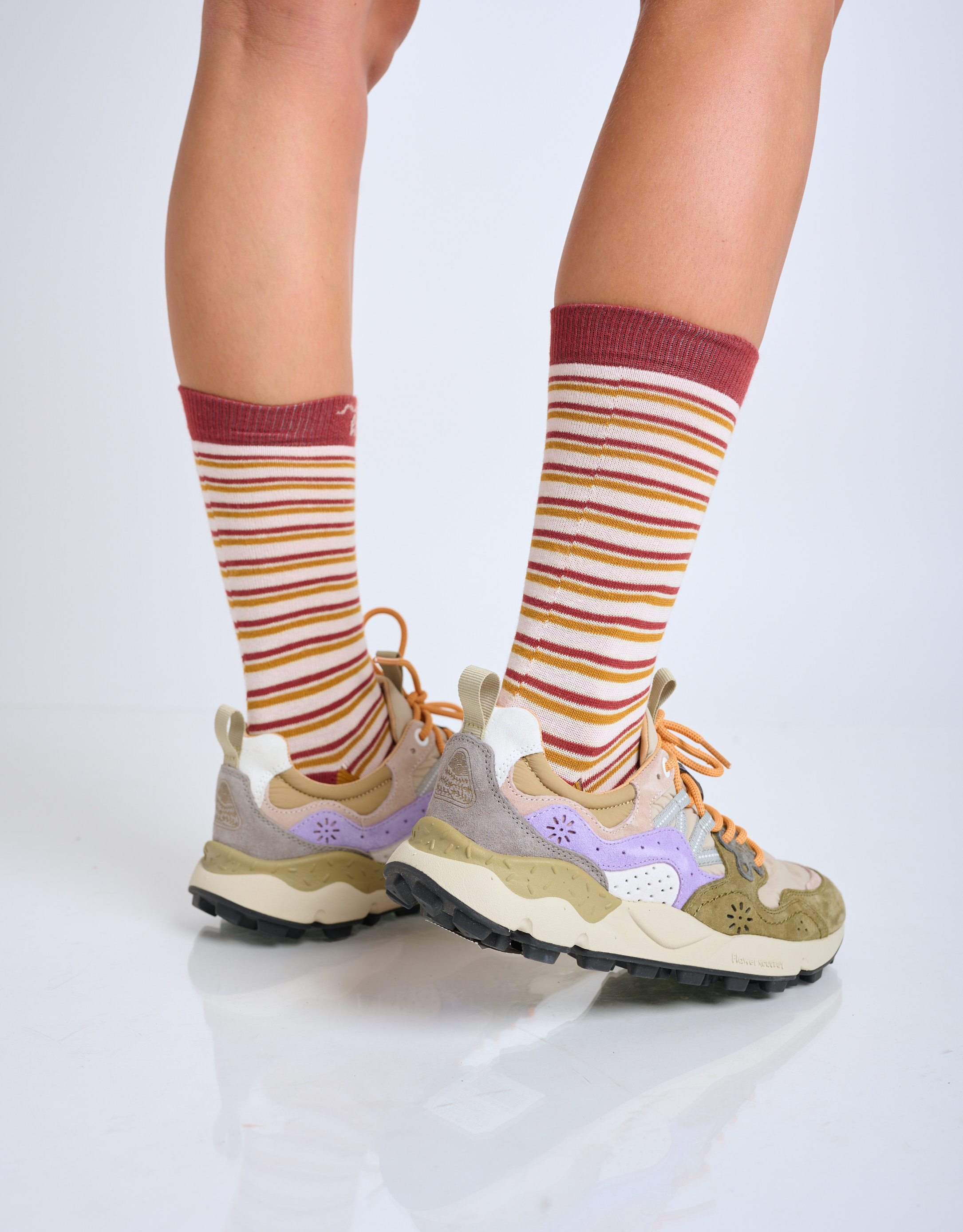 נעלי נשים - Flower Mountain - סניקרס YAMANO 3 - בז'   ירוק4