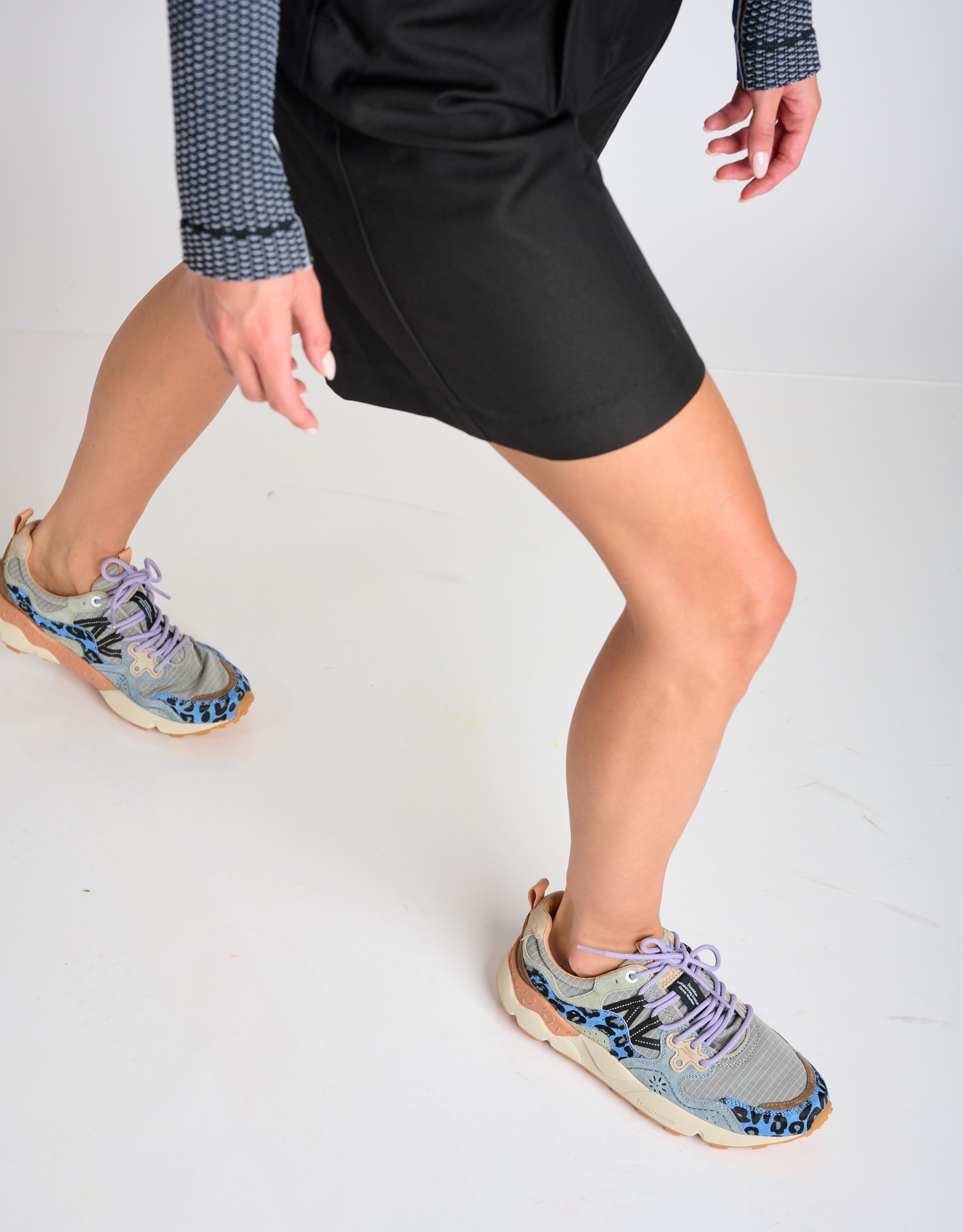 נעלי נשים - Flower Mountain - סניקרס מנומרות YAMANO 3 - אפור   כחול1