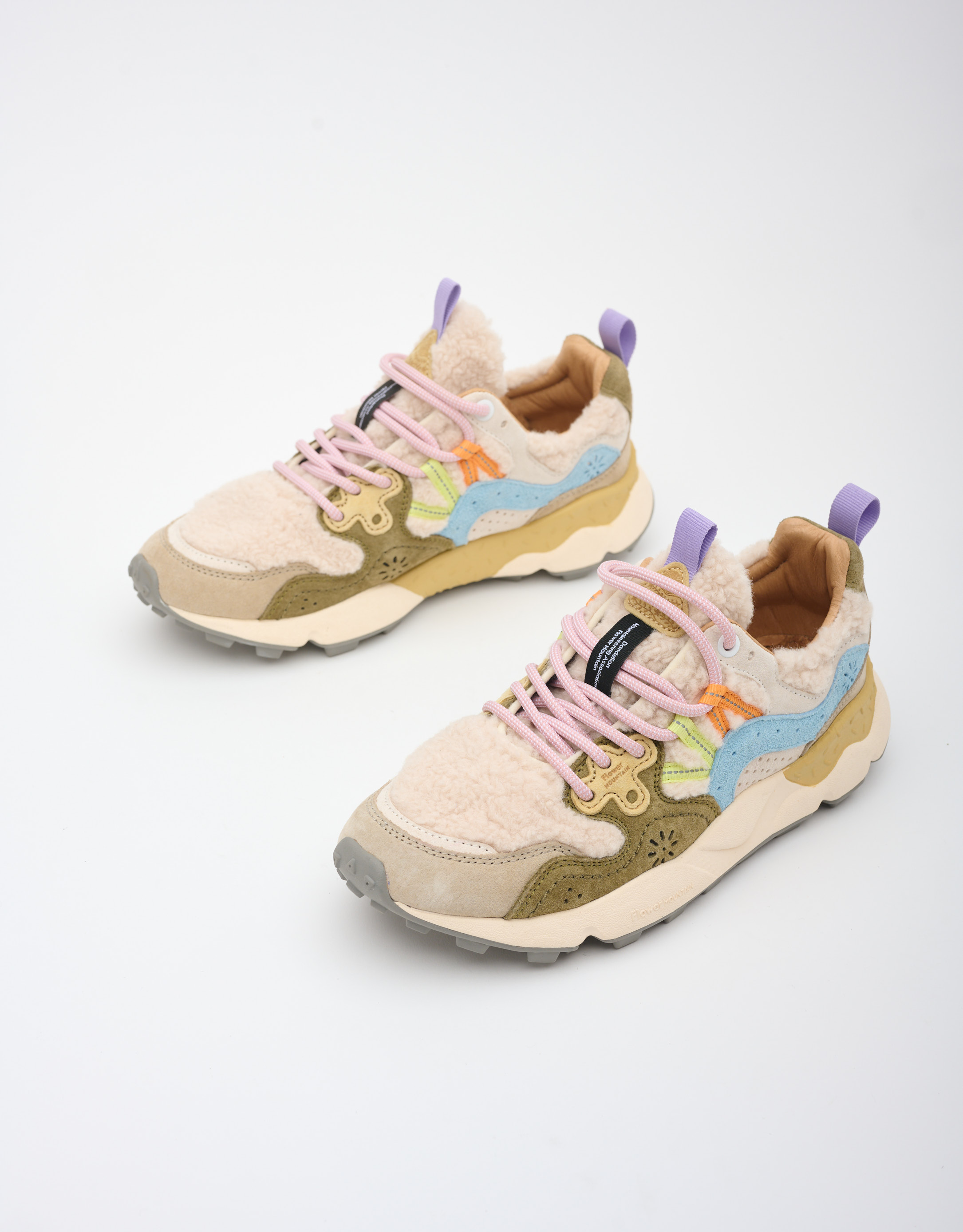 נעלי נשים - Flower Mountain - סניקרס YAMANO 3 טדי - אופוויט3