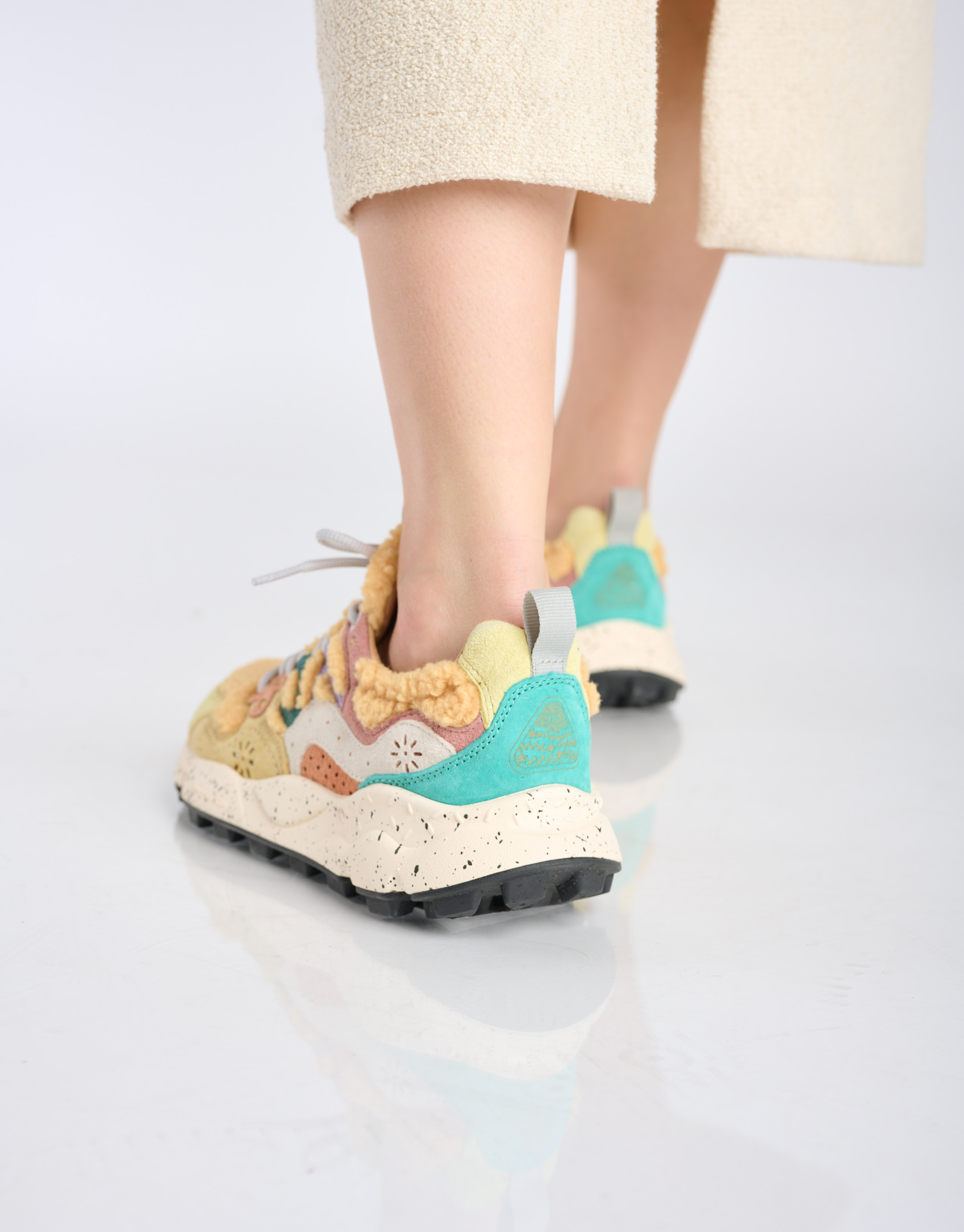 נעלי נשים - Flower Mountain - סניקרס YAMANO 3 טדי - צהוב4