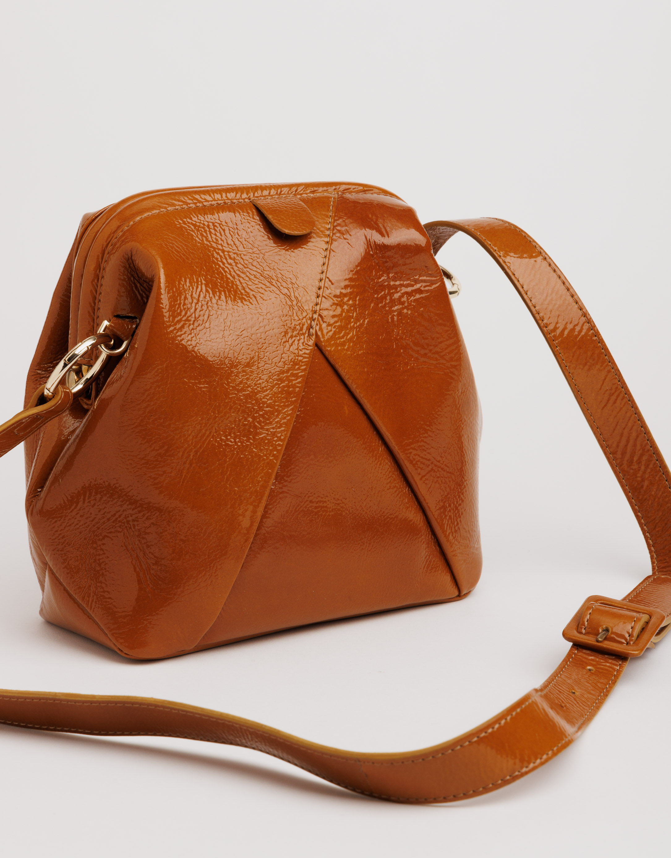 נעלי נשים - Chie Mihara - תיק עור ROKU - חרדל3