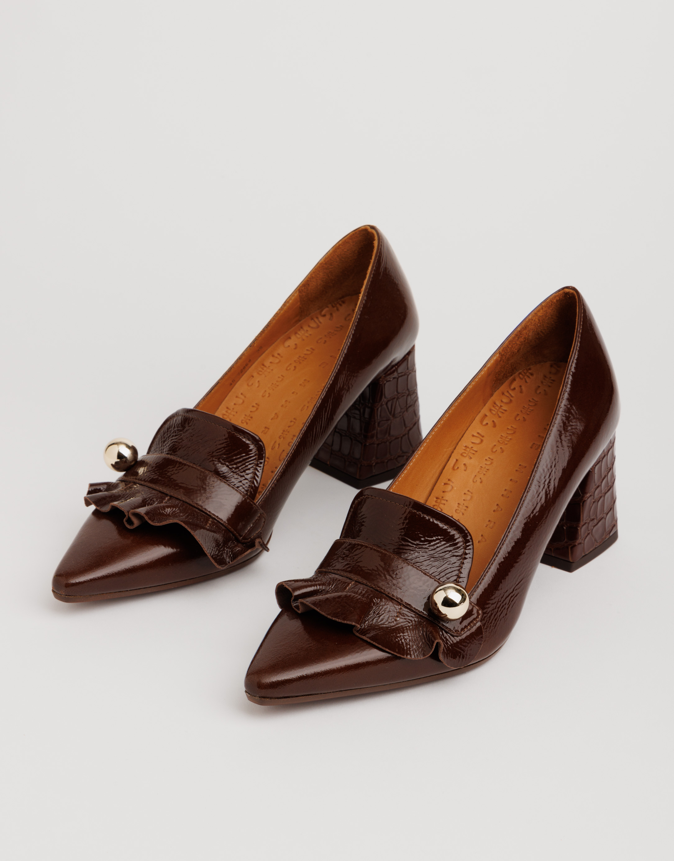 נעלי נשים - Chie Mihara - נעלי סירה עם עקב APITA - חום3