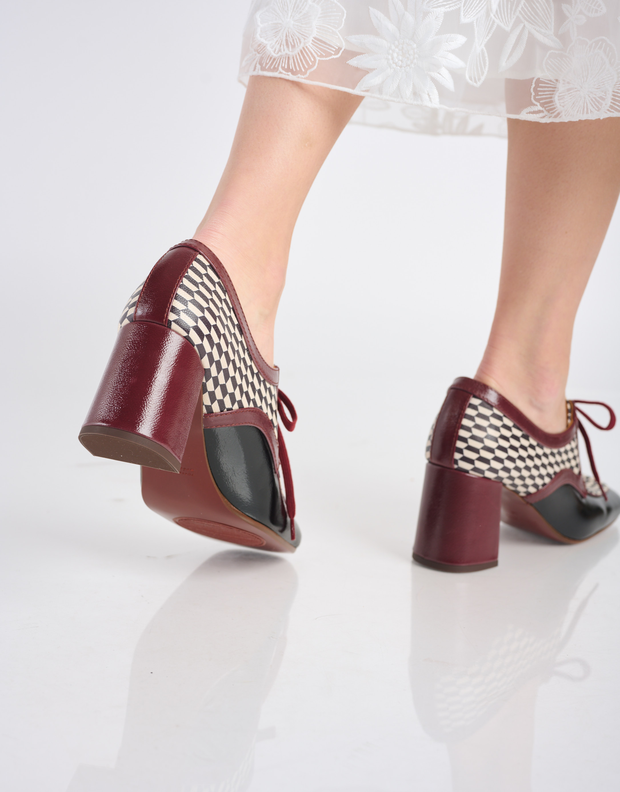 נעלי נשים - Chie Mihara - נעלי עקב עם שרוכים PABIZU - שחור4