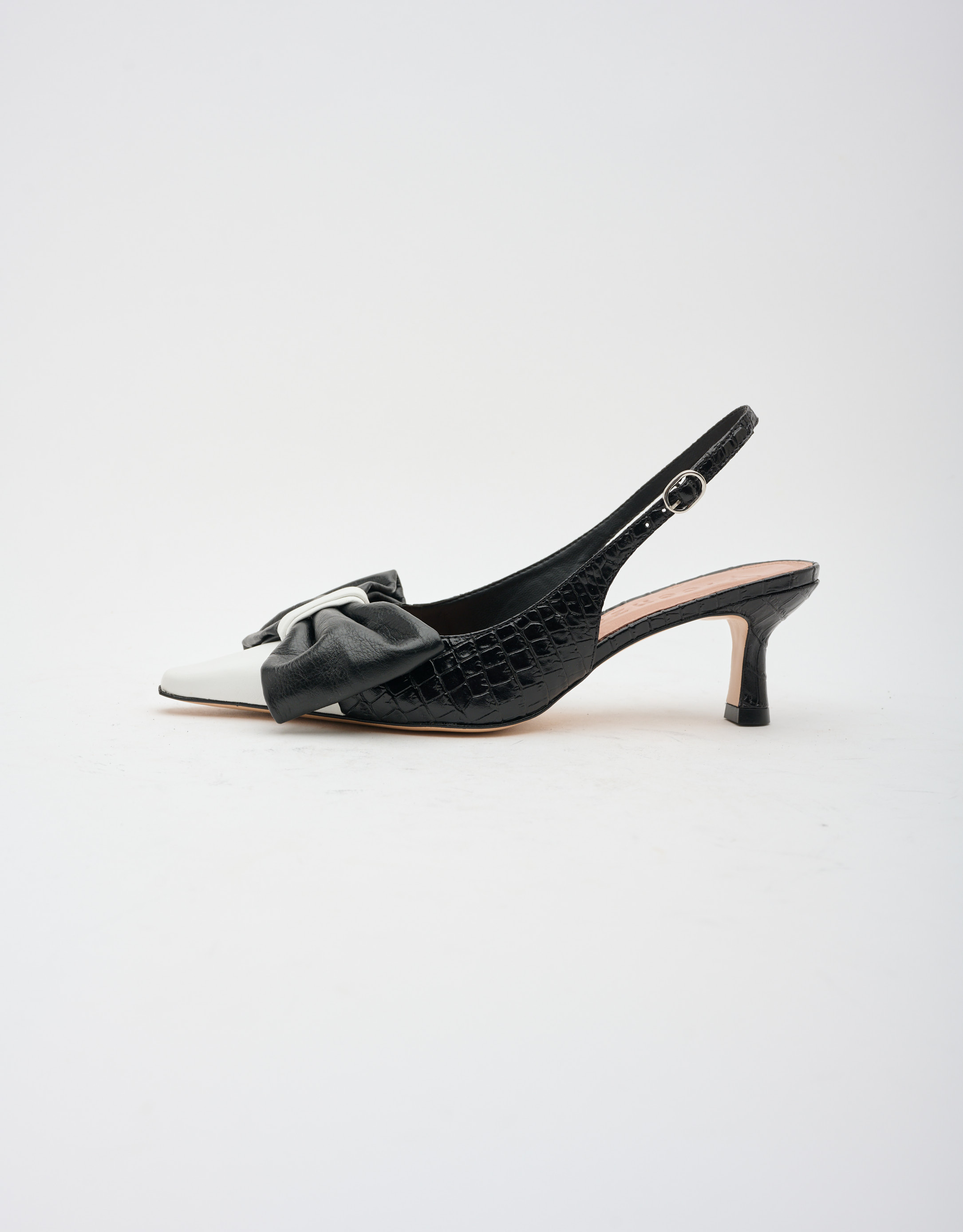 נעלי נשים - Vicenza - נעלי סירה עם פפיון JAPAO - שחור לבן4