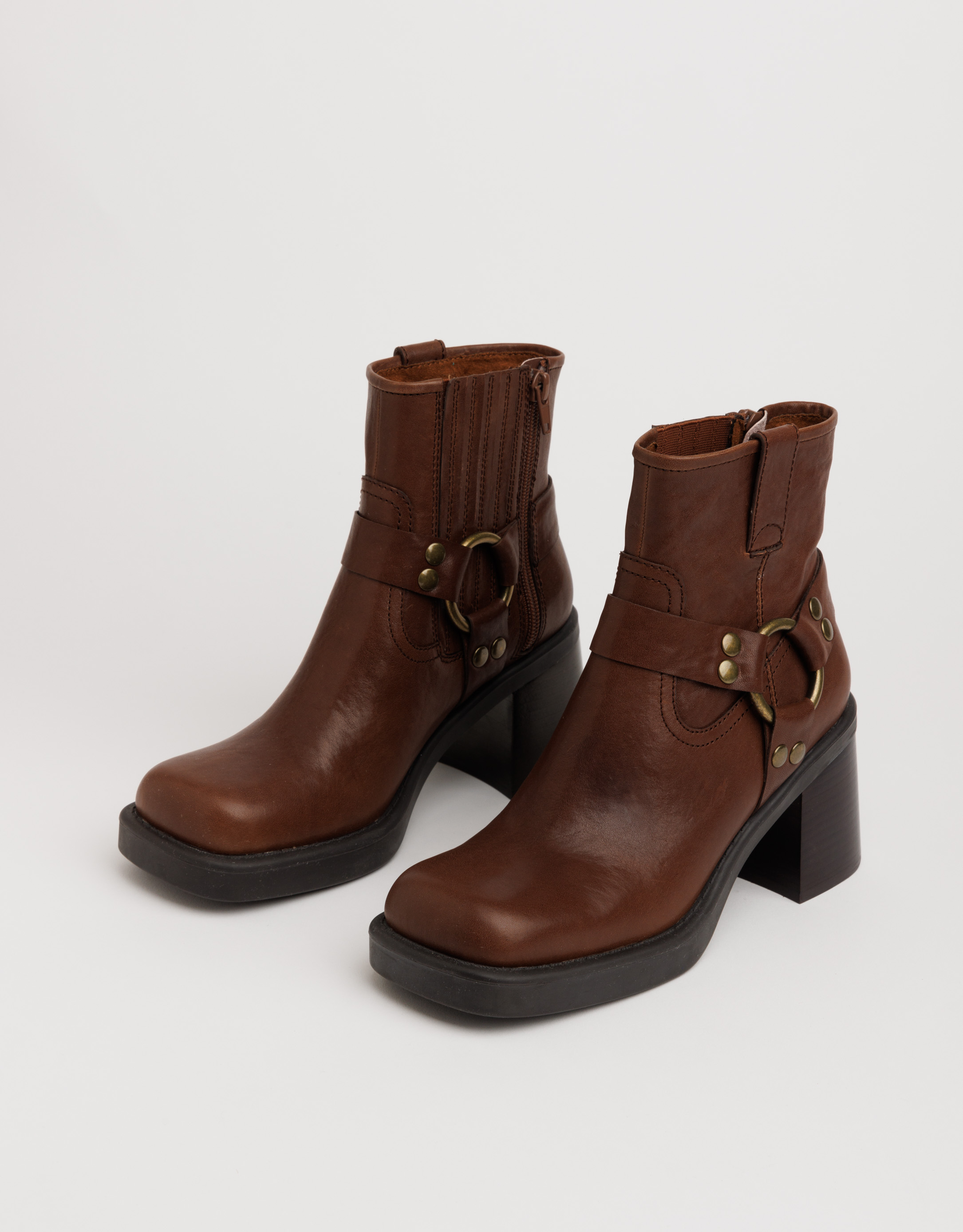 נעלי נשים - Jeffrey Campbell - מגפוני  עקב OPERATOR - חום2