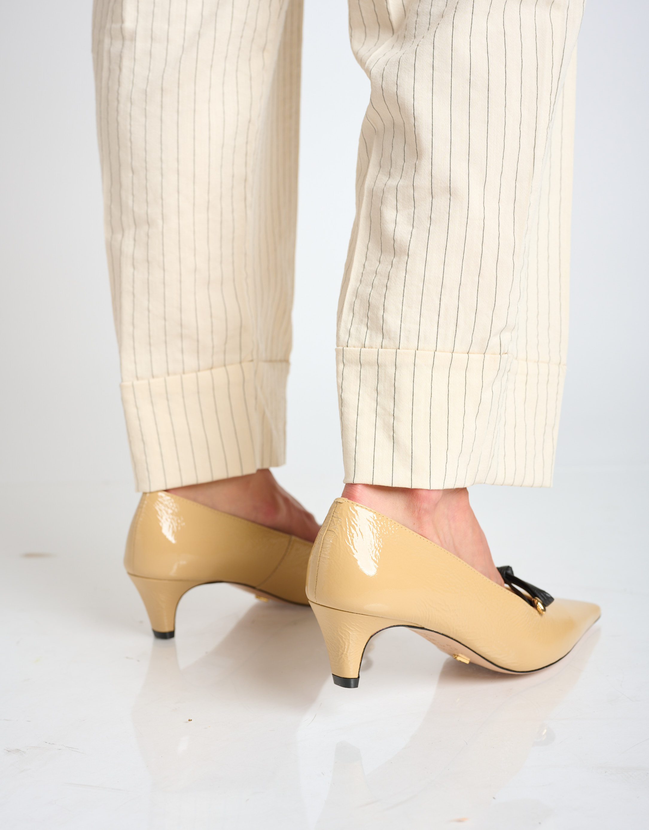 נעלי נשים - Vicenza - נעלי סירה פפיון PIENZA - בז'4