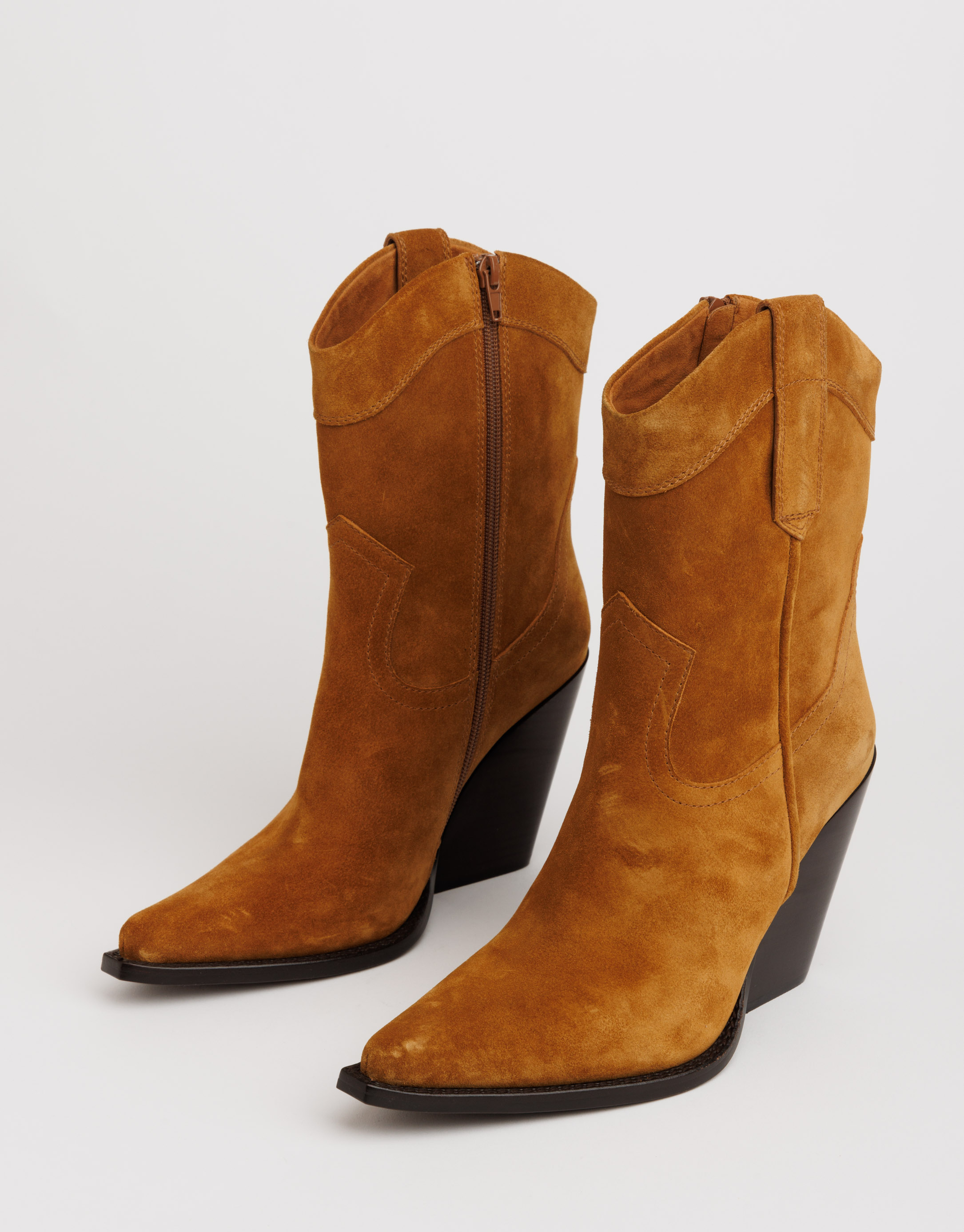 נעלי נשים - Jeffrey Campbell - מגפי בוקרים MI AMIGO - קאמל3