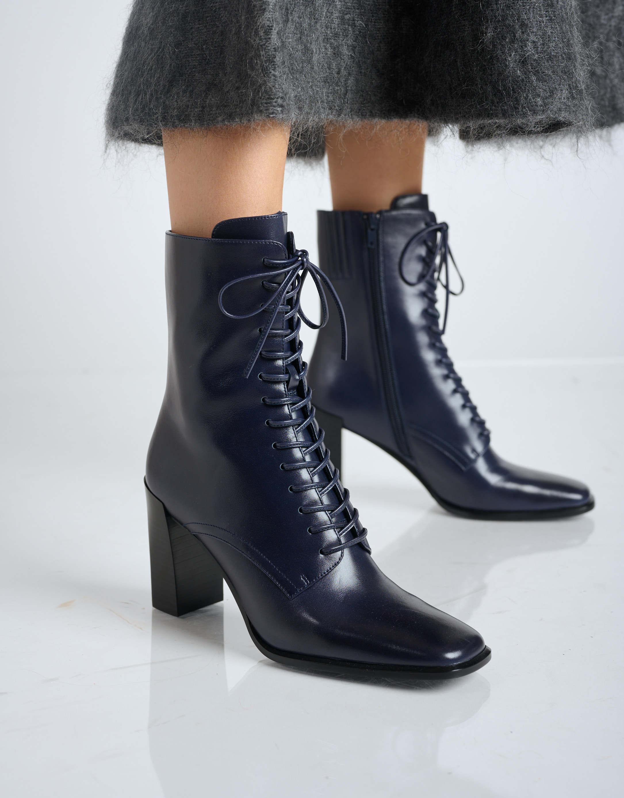 נעלי נשים - Jeffrey Campbell - מגפוני עקב עם שרוכים SCRI - כחול3