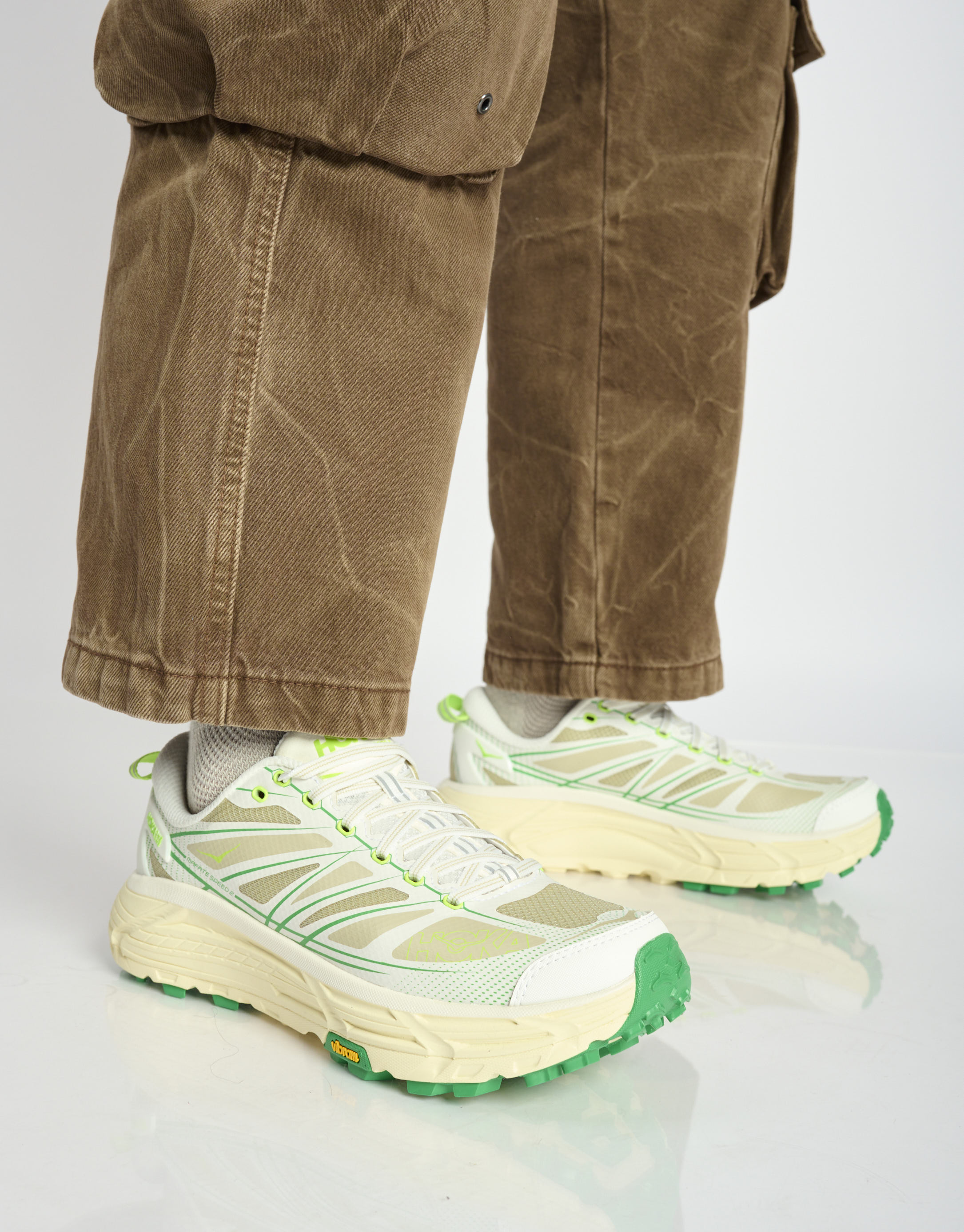 נעלי גברים - Hoka - סניקרס MAFATE SPEED - לבן   ירוק4