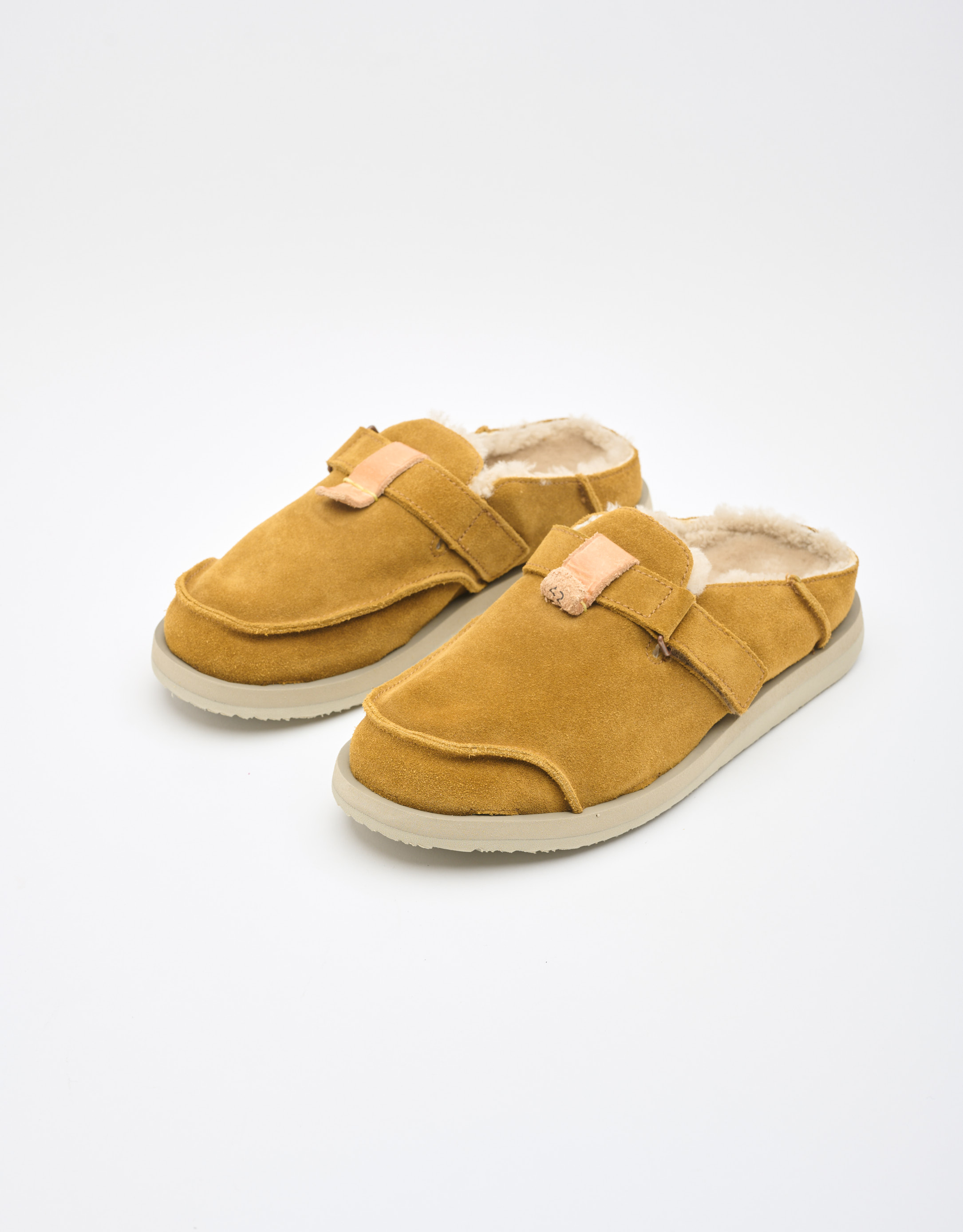 נעלי גברים - Satorisan - כפכפי זמש  UWABAKI - קאמל1