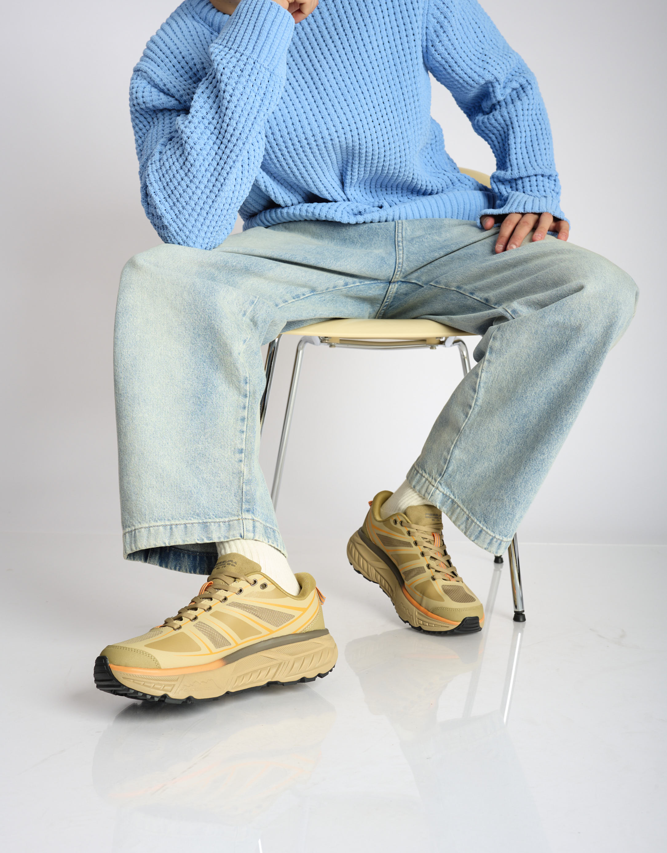 נעלי גברים - Fessura - סניקרס TRAIL SBL - בז'   כתום1