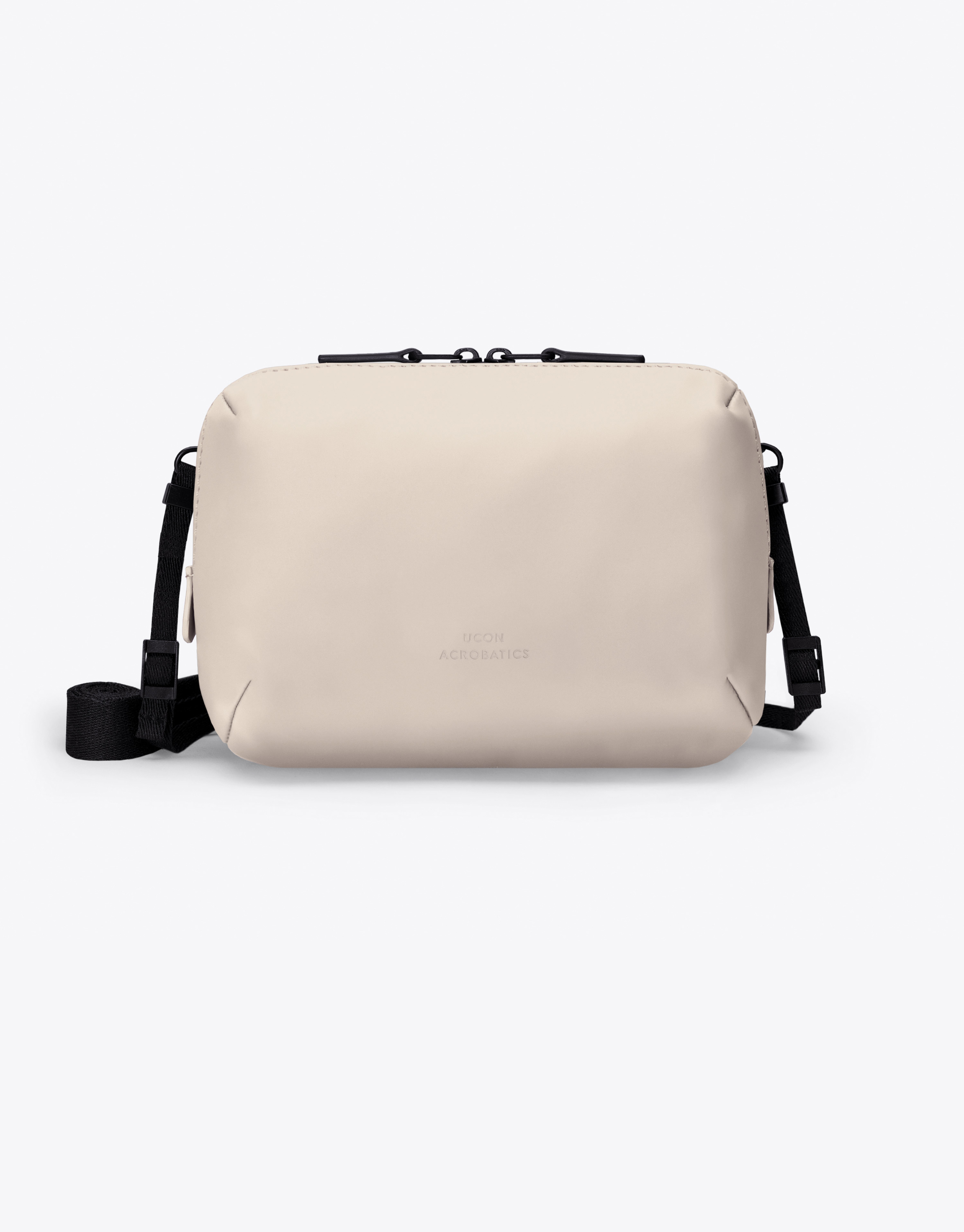 נעלי נשים - Ucon Acrobatics - פאוץ' גדול ANDO - בז'1