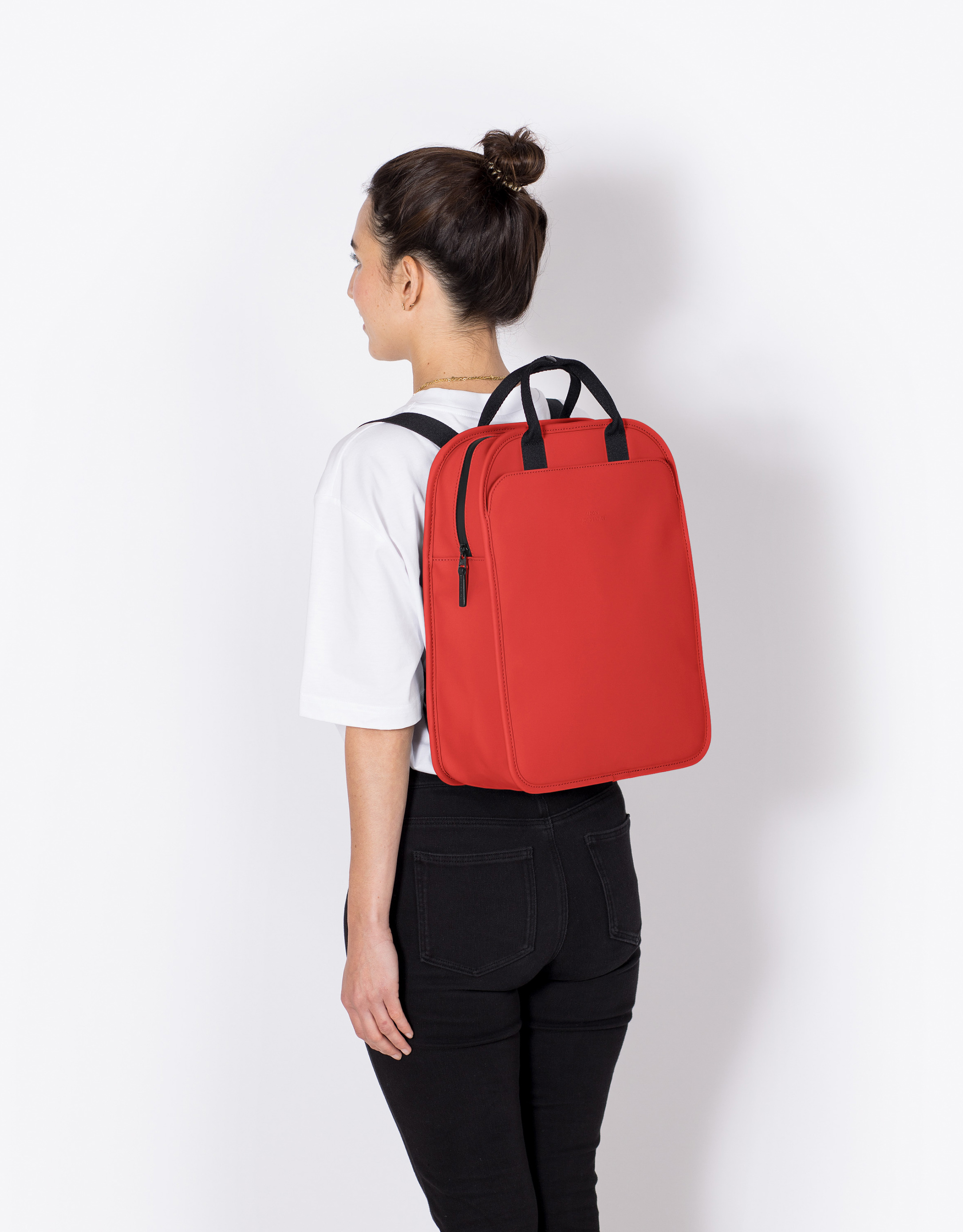 Ucon Acrobatics - תיק גב ALISON LOTUS - אדום3