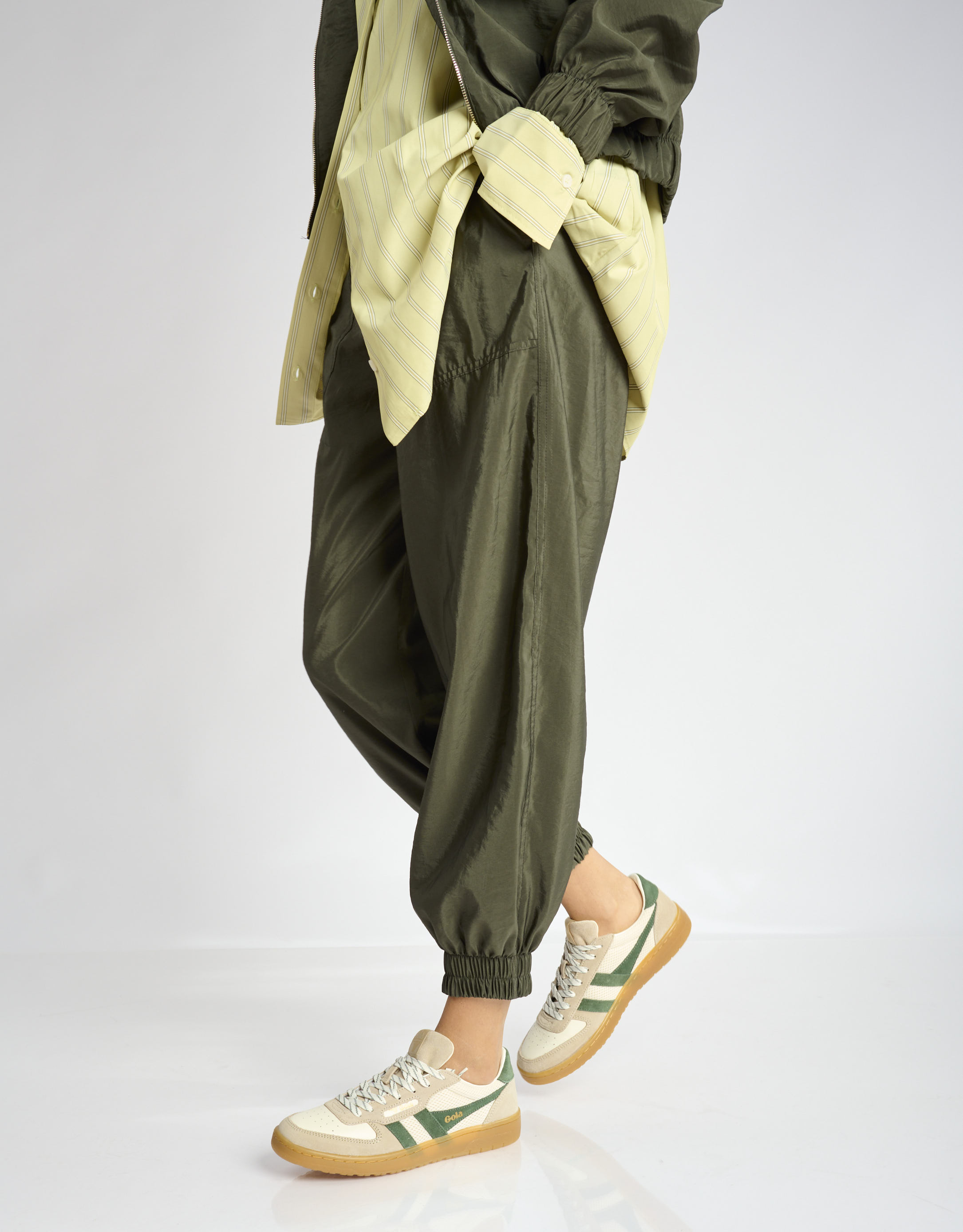 נעלי נשים - Gola - סניקרס בד וזמש HAWK 83 - לבן   ירוק3