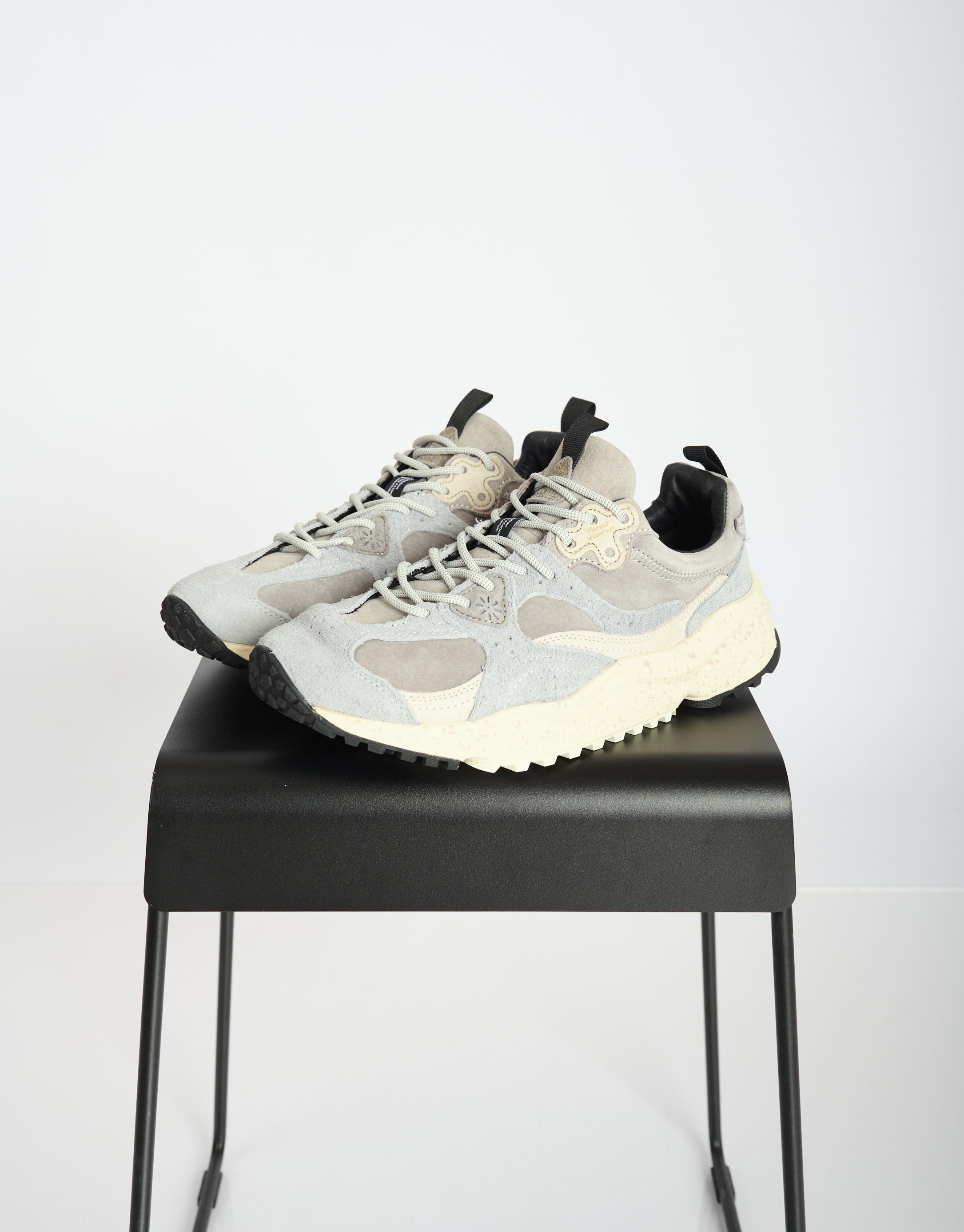 נעלי גברים - Flower Mountain - סניקרס זמש ובד WAVE - אפור2