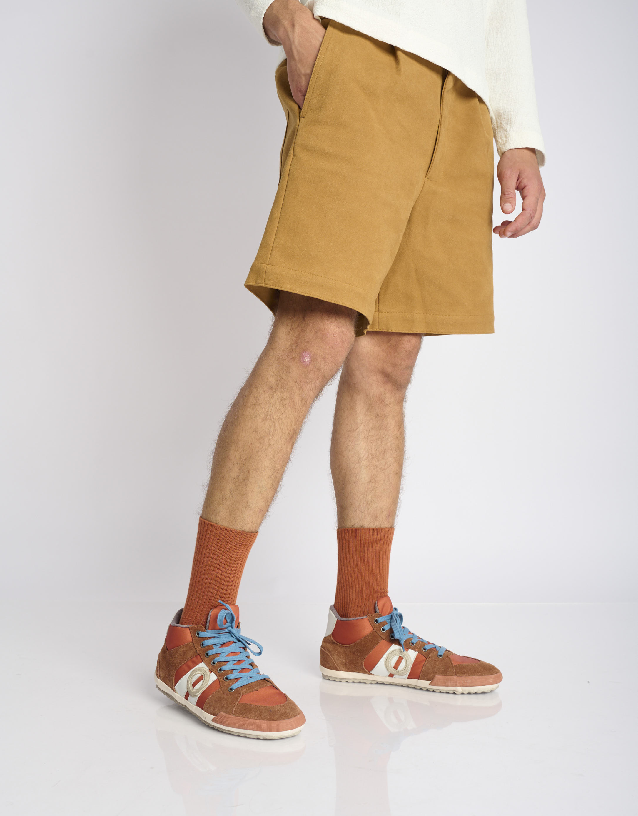 נעלי גברים - Aro - סניקרס גבוהות בד ועור IDO - חמרה1