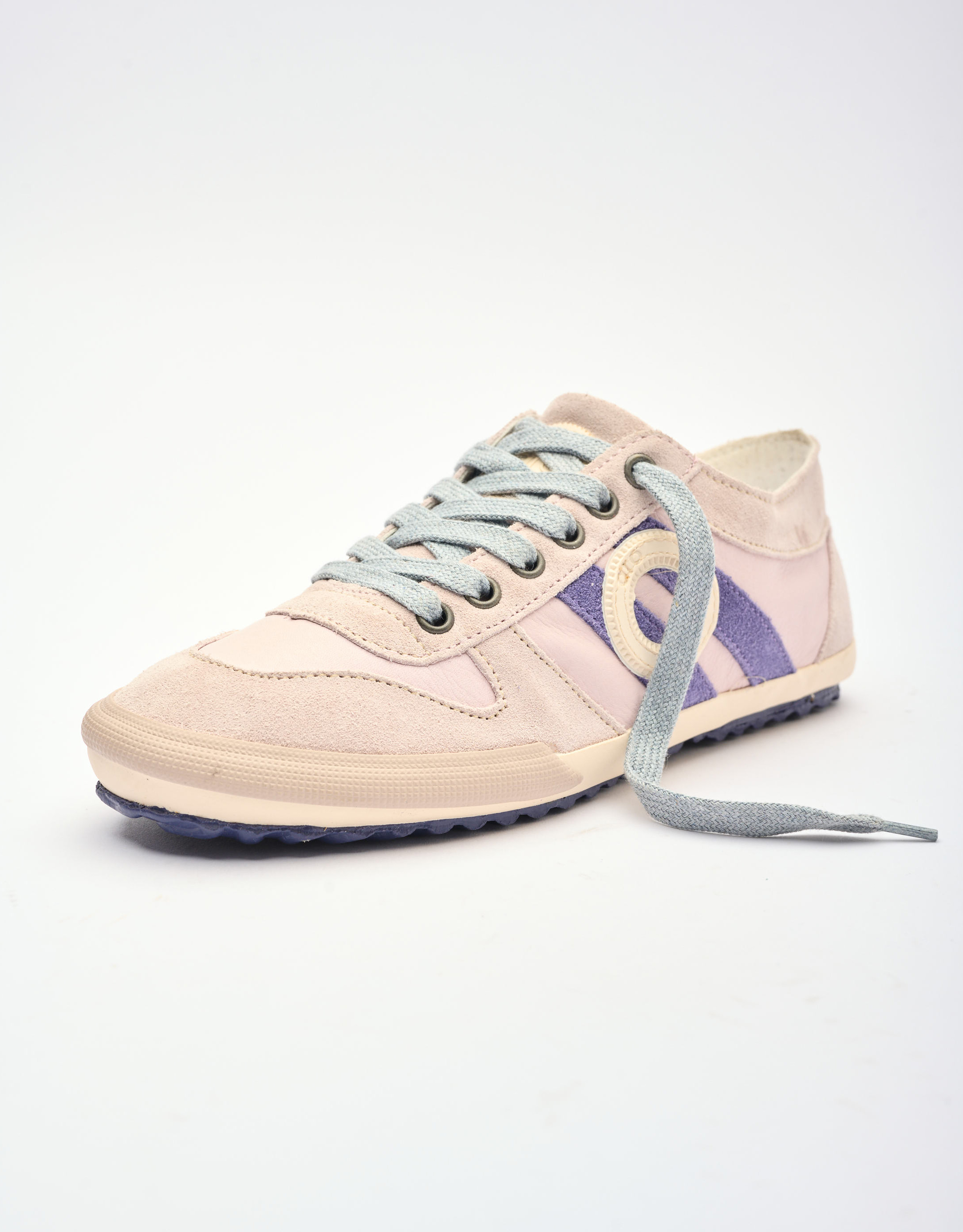 נעלי נשים - Aro - סניקרס נמוכות מעור IDO - לילך1