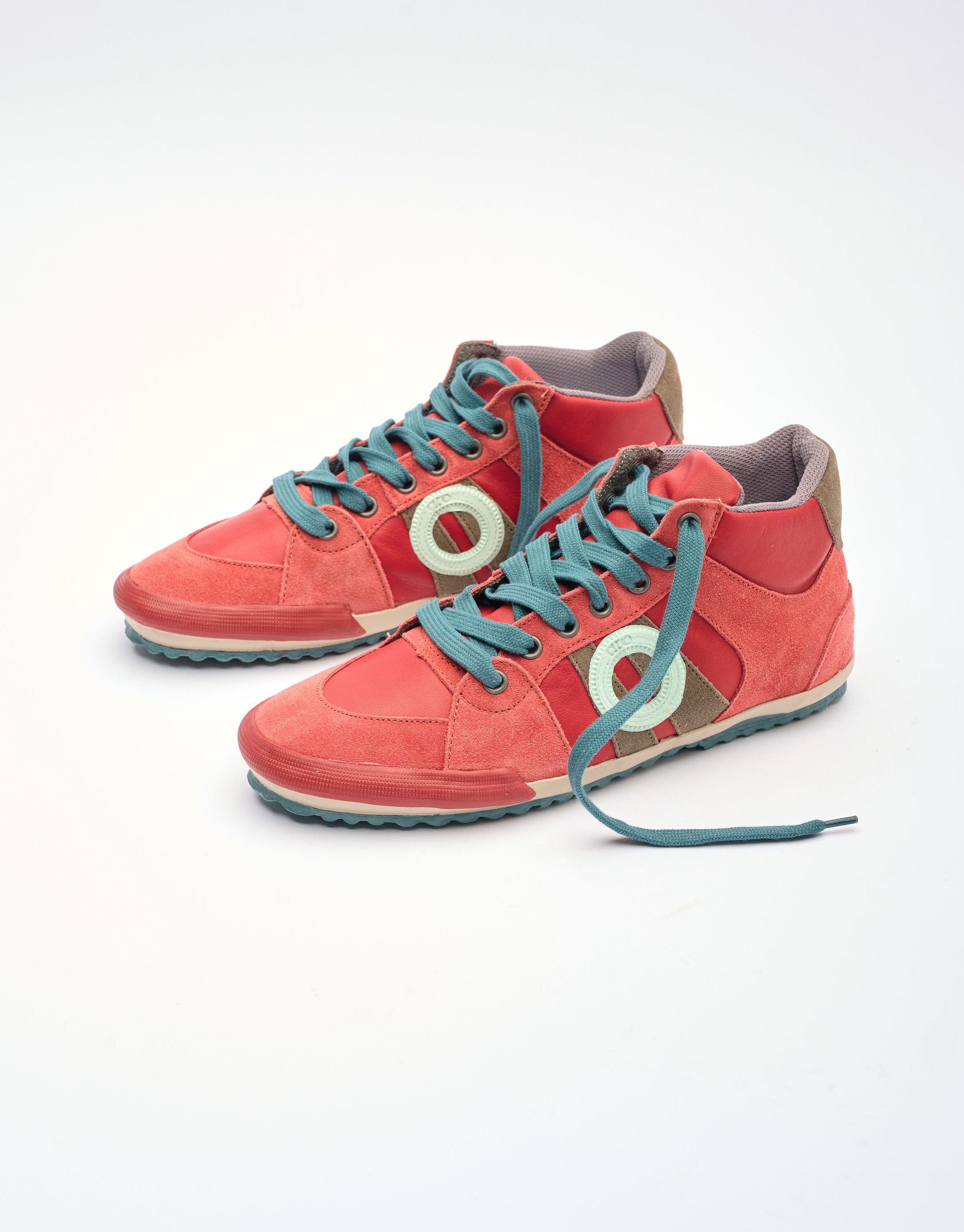 נעלי נשים - Aro - סניקרס גבוהות מעור  IDO - אדום3