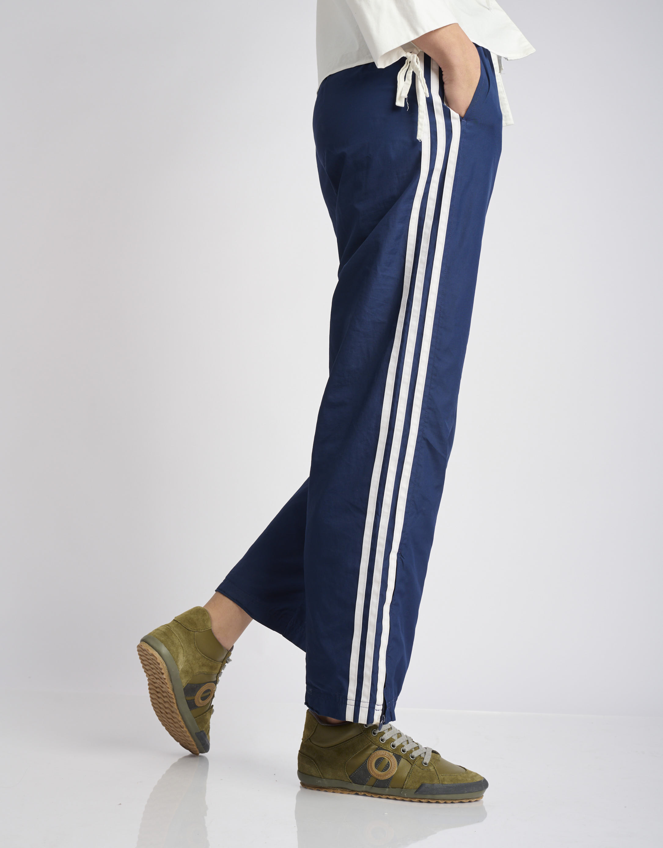 נעלי נשים - Aro - סניקרס גבוהות מעור  IDO - ירוק3