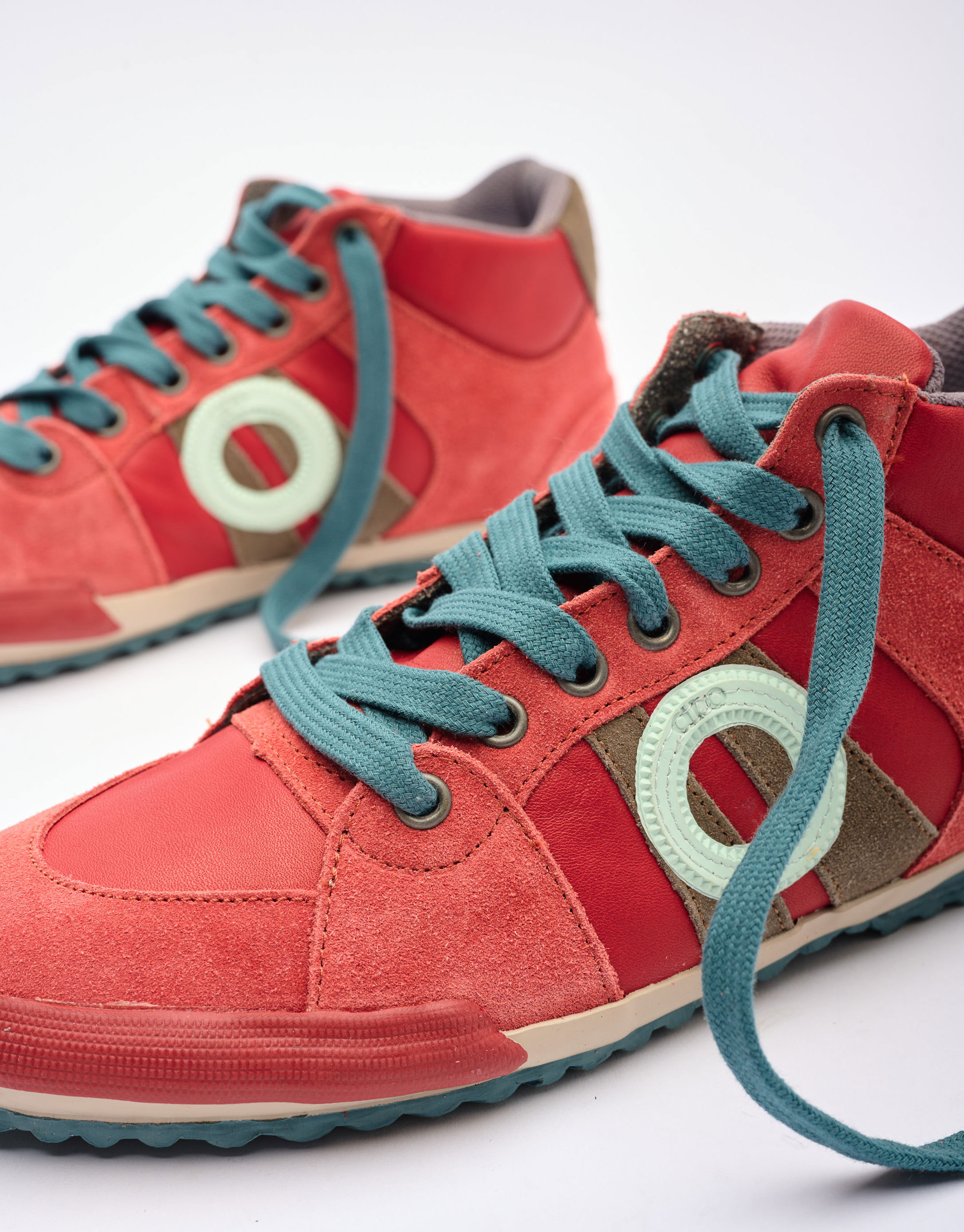 נעלי נשים - Aro - סניקרס גבוהות מעור  IDO - אדום4