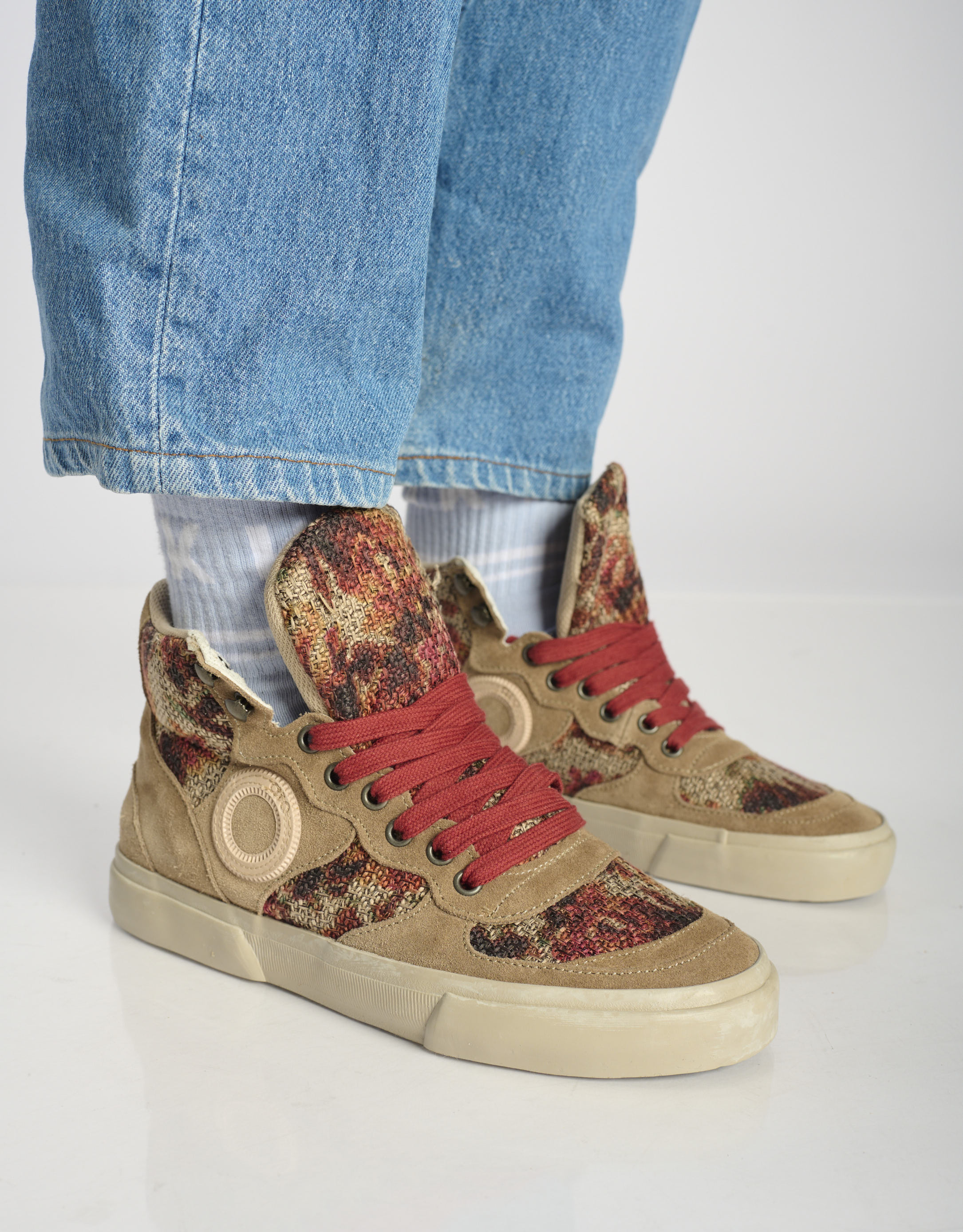 נעלי נשים - Aro - סניקרס פרחוניות EMMA - חום2