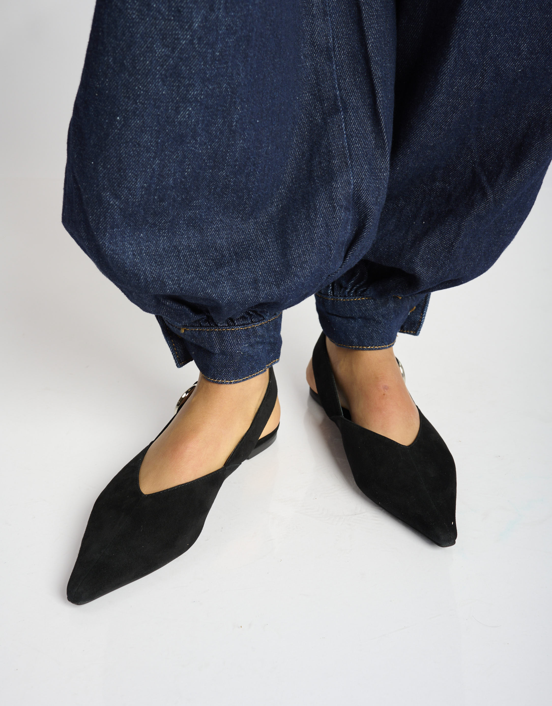 נעלי נשים - Jeffrey Campbell - נעלי סירה שטוחות SCONE - שחור3