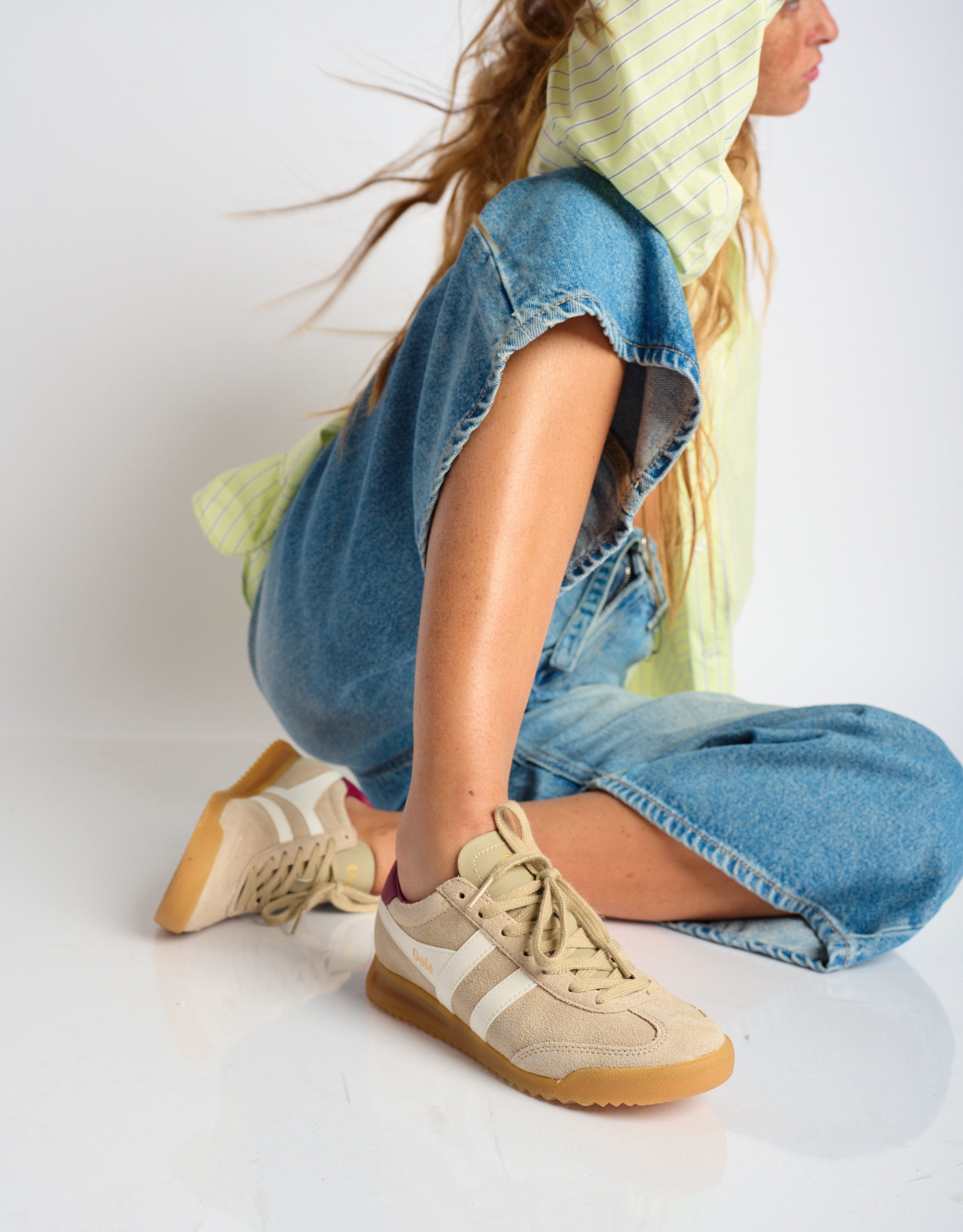 נעלי נשים - Gola - סניקרס זמש TORPEDO - בז'1