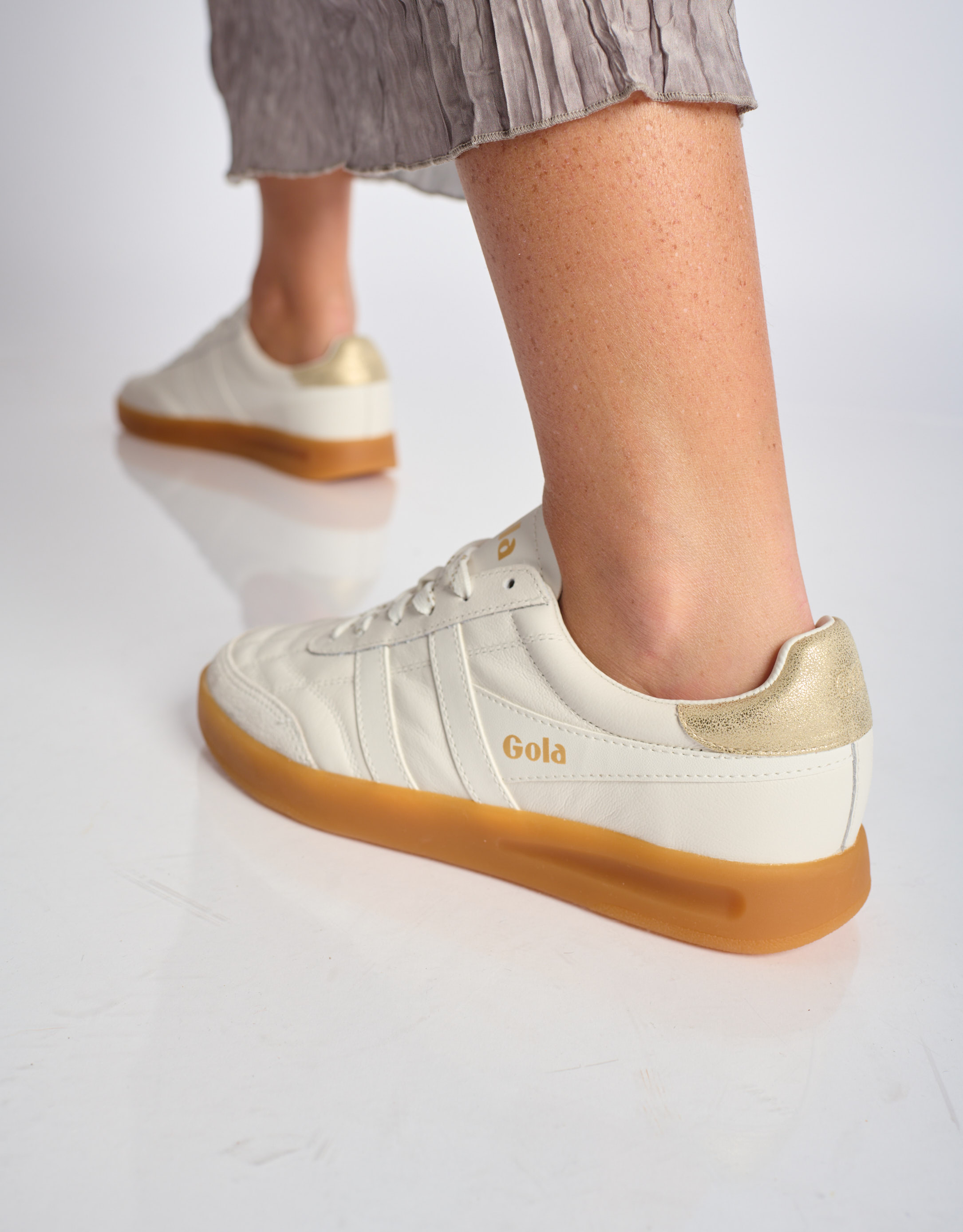 נעלי נשים - Gola - סניקרס עור STADIA - לבן4