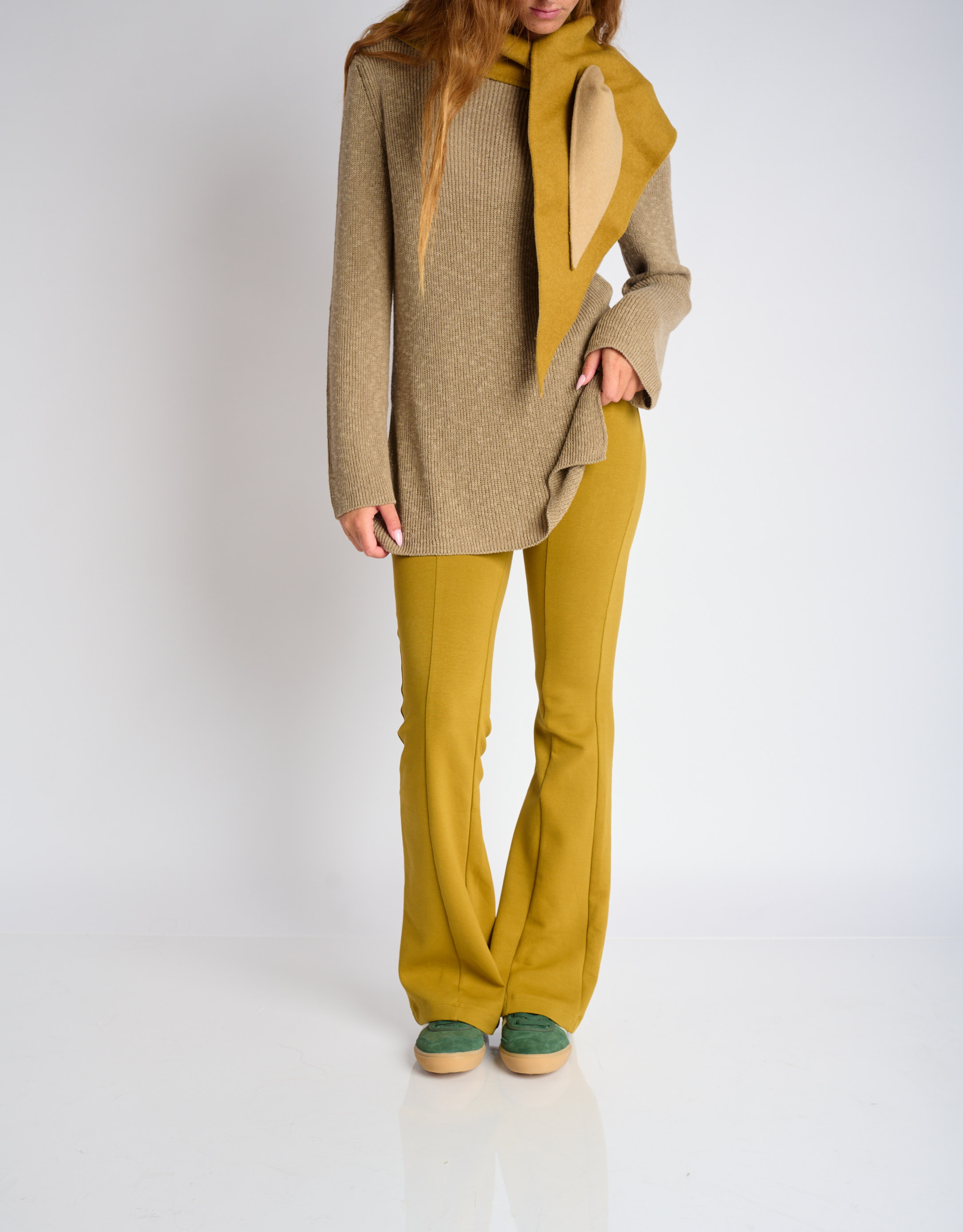 נעלי נשים - Gola - סניקרס זמש BADMINTON - ירוק2