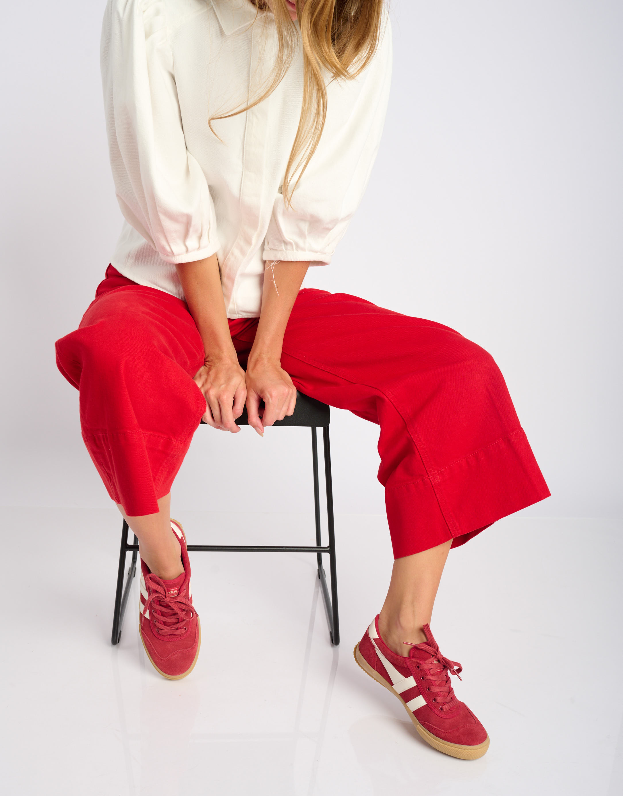 נעלי נשים - Gola - סניקרס זמש BADMINTON - אדום3