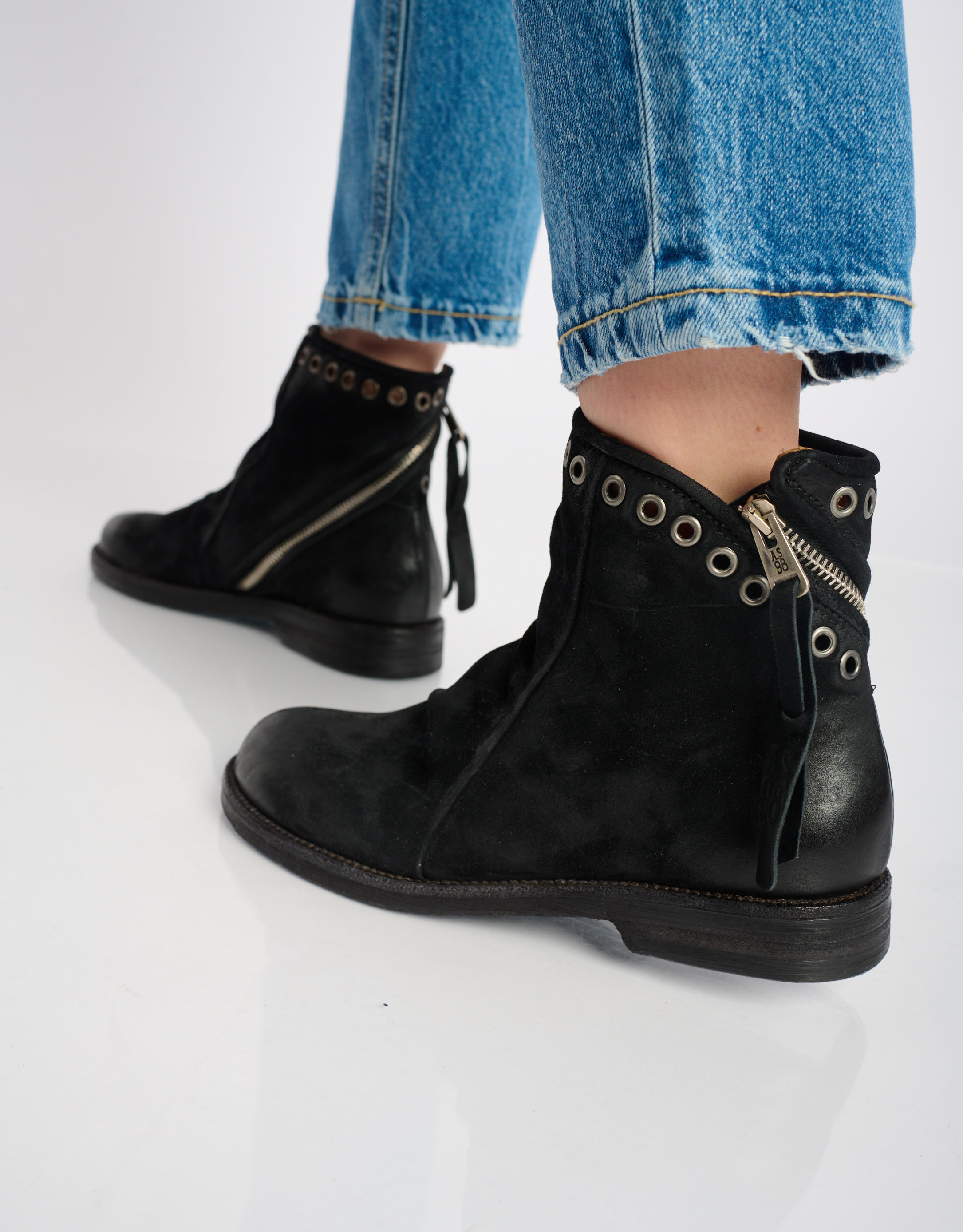 נעלי נשים - A.S. 98 - מגפונים ALONE - שחור1