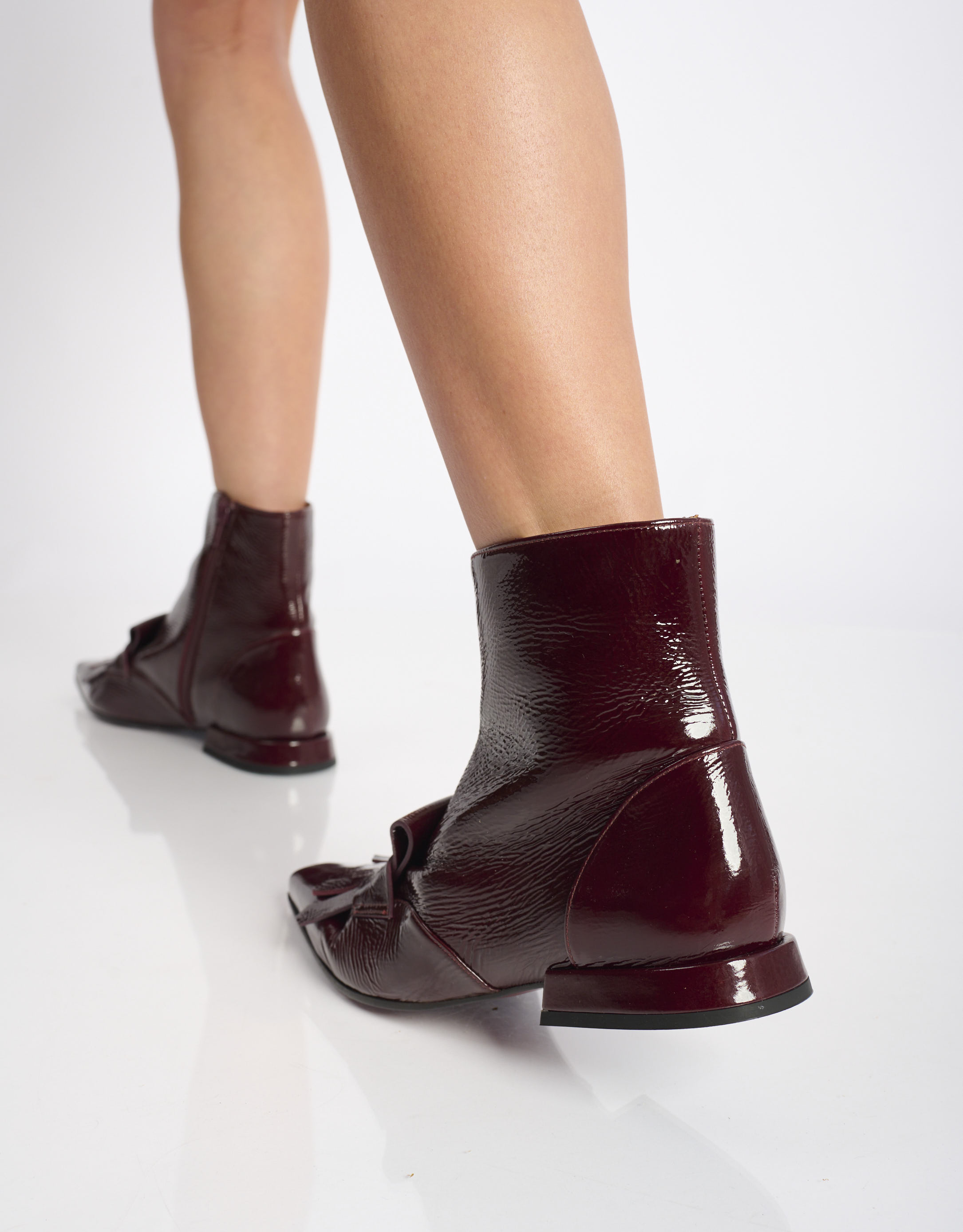 נעלי נשים - Chie Mihara - מגפונים שטוחים GATUSA - בורדו4