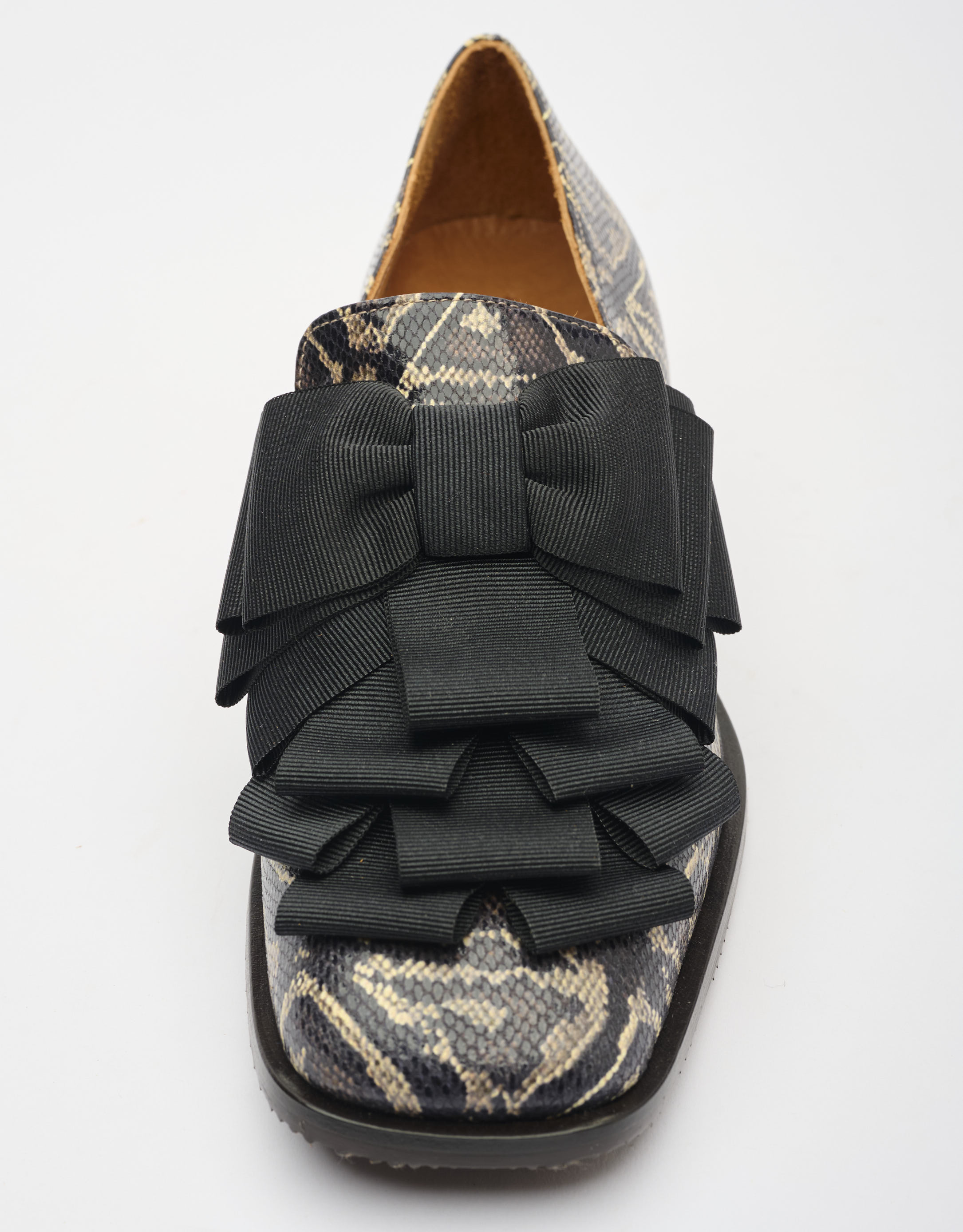 נעלי נשים - Chie Mihara - נעלי מוקסין ZAPAME - נחש2