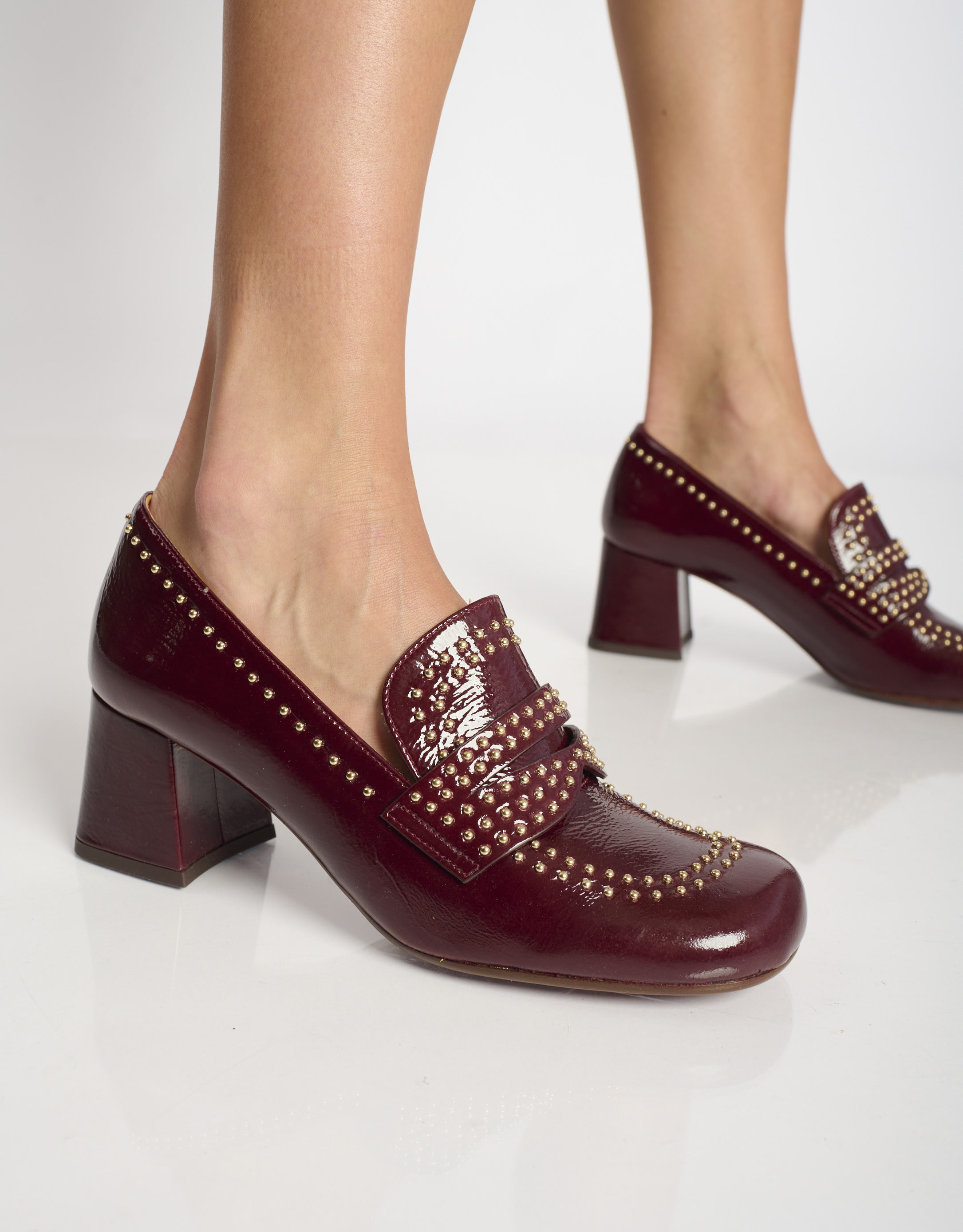 נעלי נשים - Chie Mihara - נעלי מוקסין עם עקב MULEAH - בורדו4