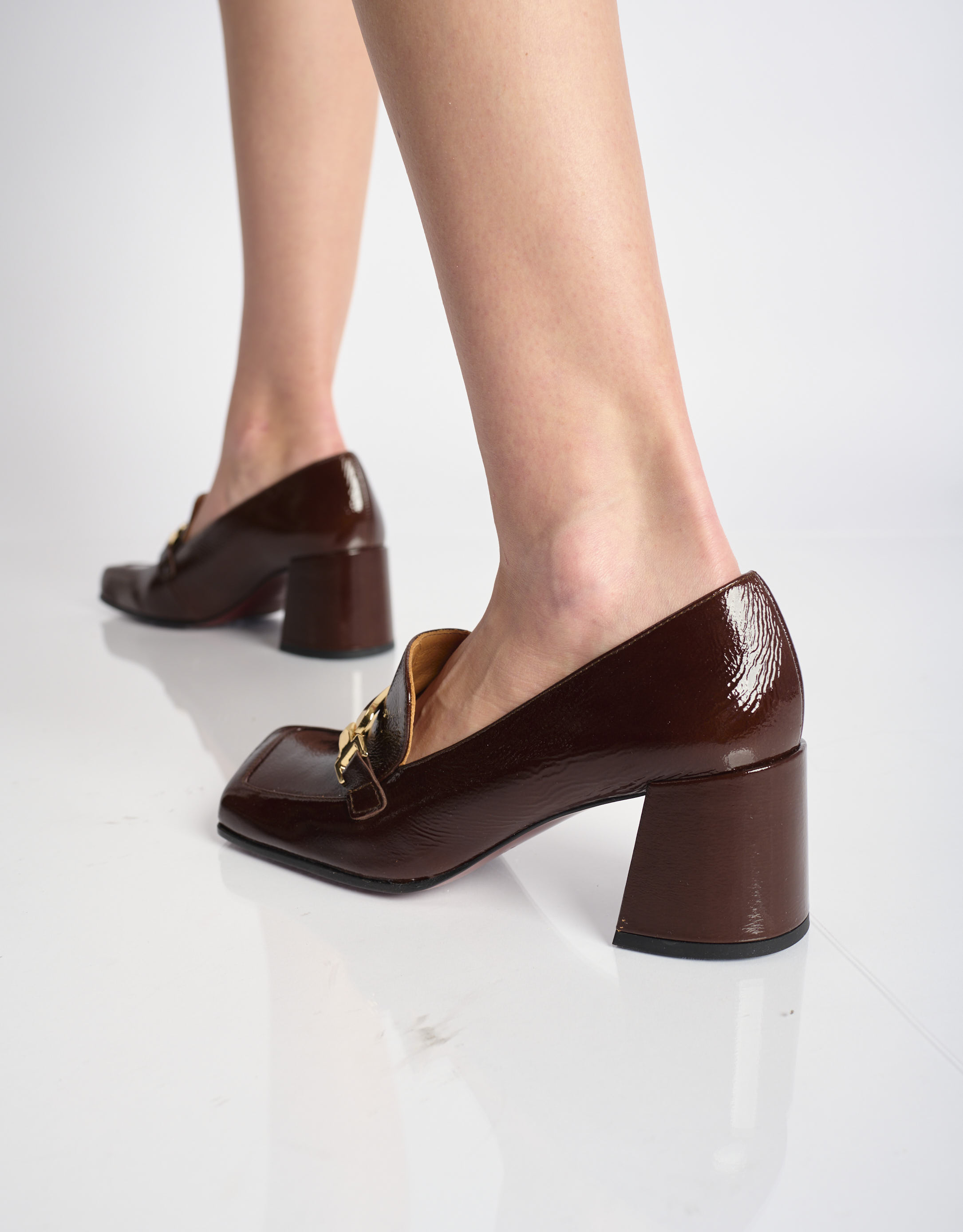 נעלי נשים - Chie Mihara - נעלי מוקסין עם עקב URSALI - חום4