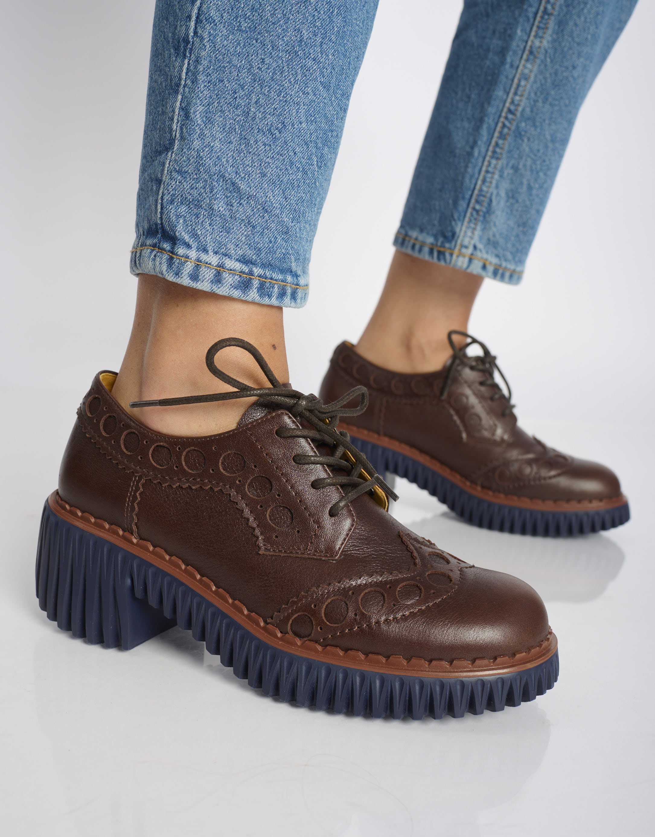 נעלי נשים - 4CCCCEES - נעלי אוקספורד PLITA WIND - חום1