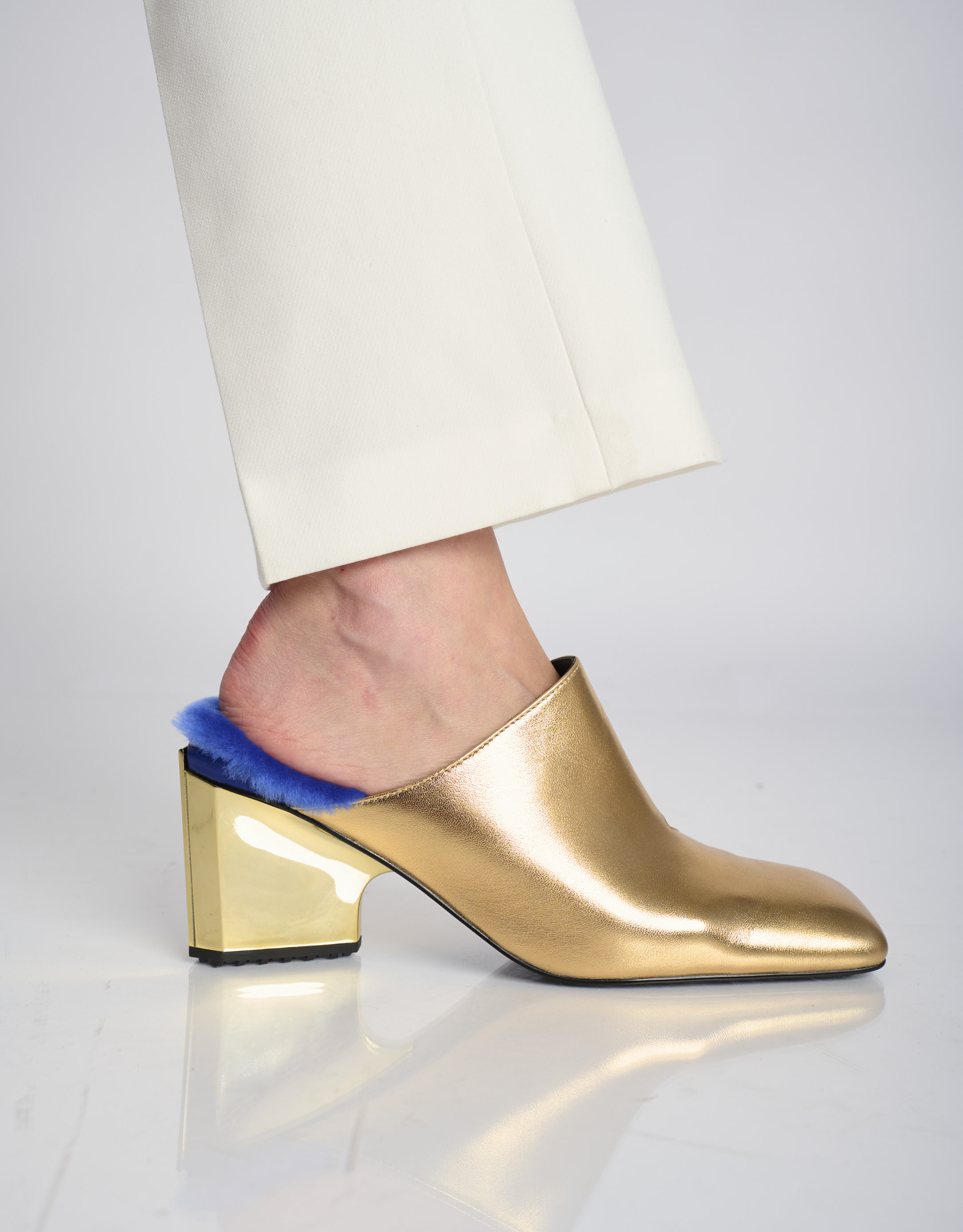 נעלי נשים - 4CCCCEES - כפכפי עקב MIRROR ELLA - זהב2