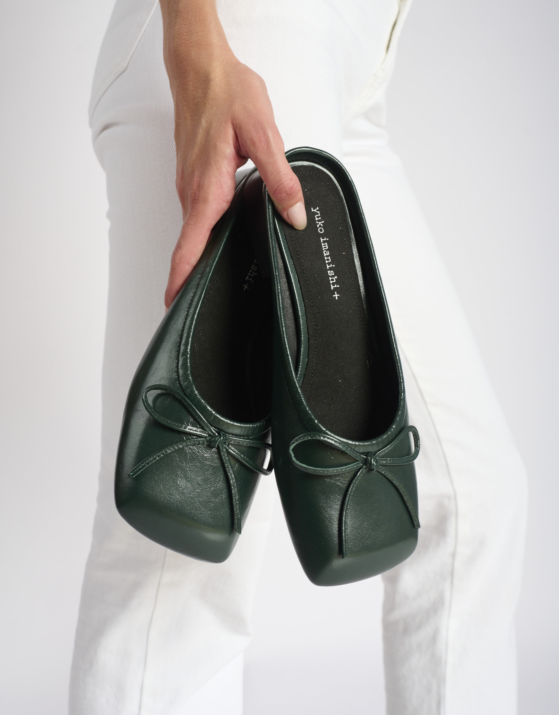 נעלי נשים - Yuko Imanishi - כפכפים שטוחים MIKE - ירוק1