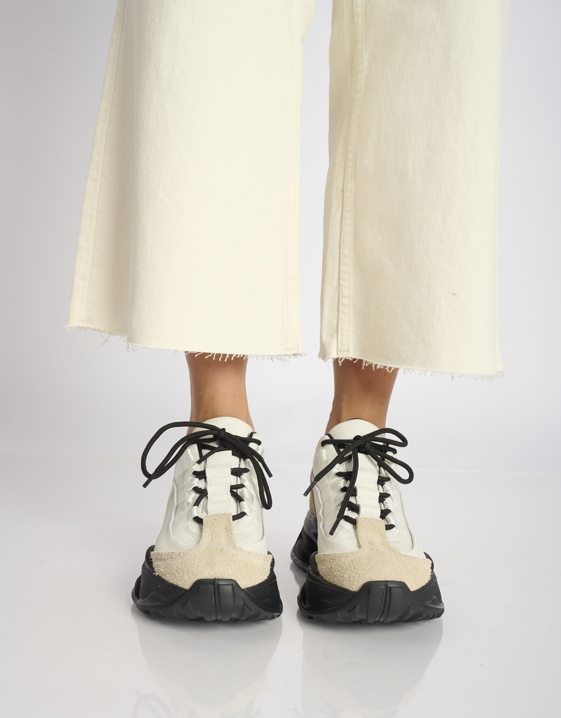 נעלי נשים - Yuko Imanishi - סניקרס SENA - לבן1