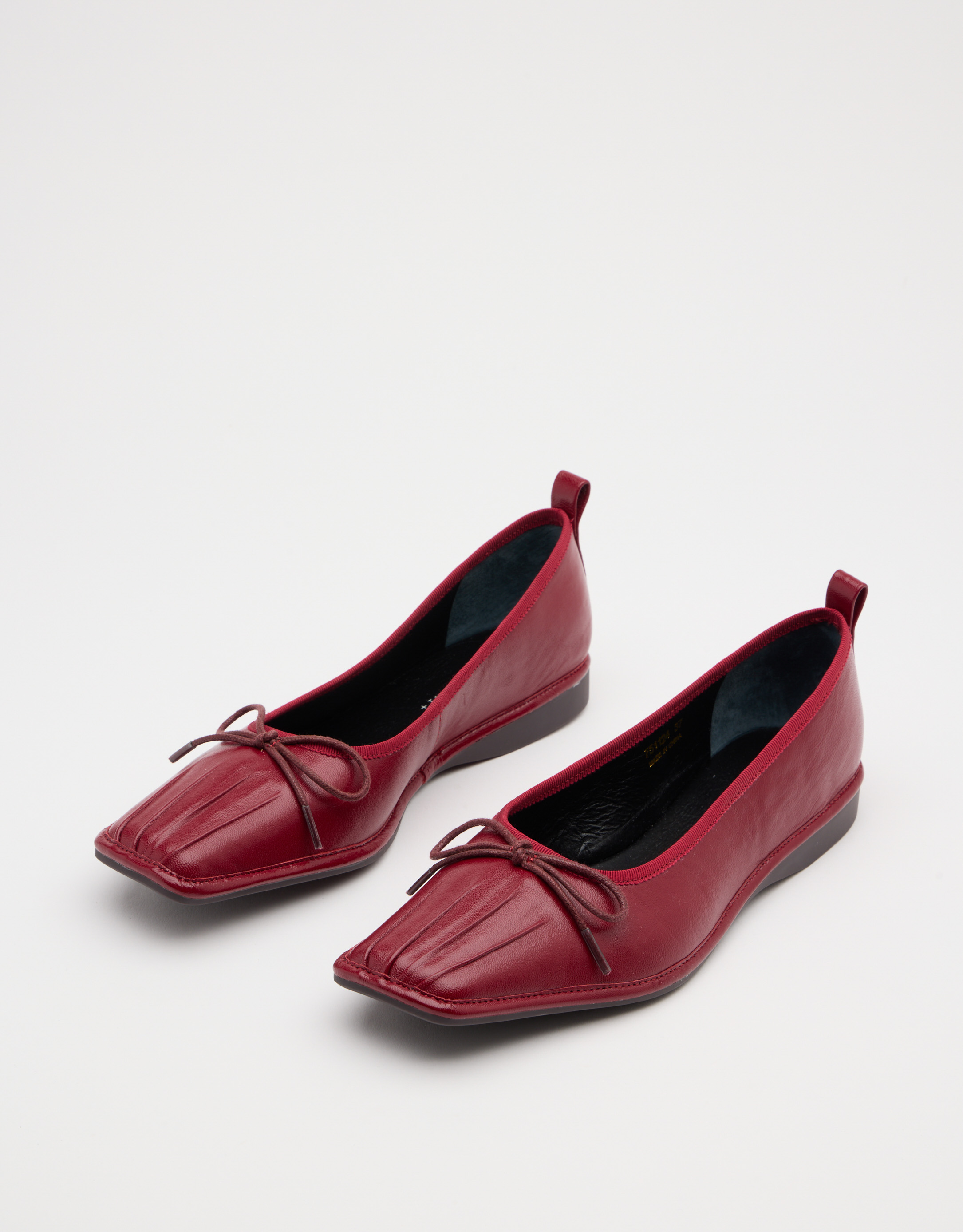 נעלי נשים - Yuko Imanishi - נעלי בלרינה DOU - בורדו3