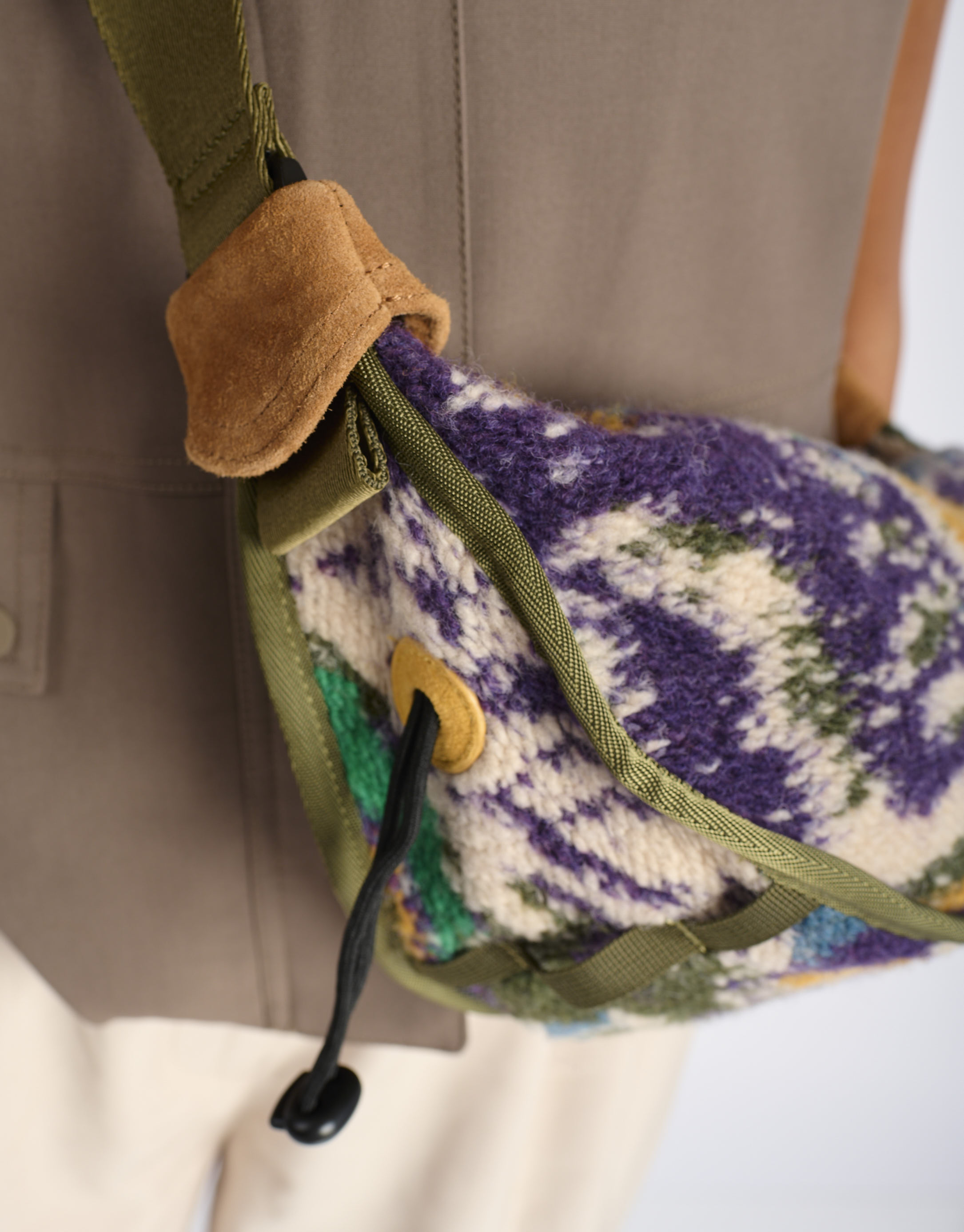 Flower Mountain - תיק פאוצ' FM - סגול   ירוק4