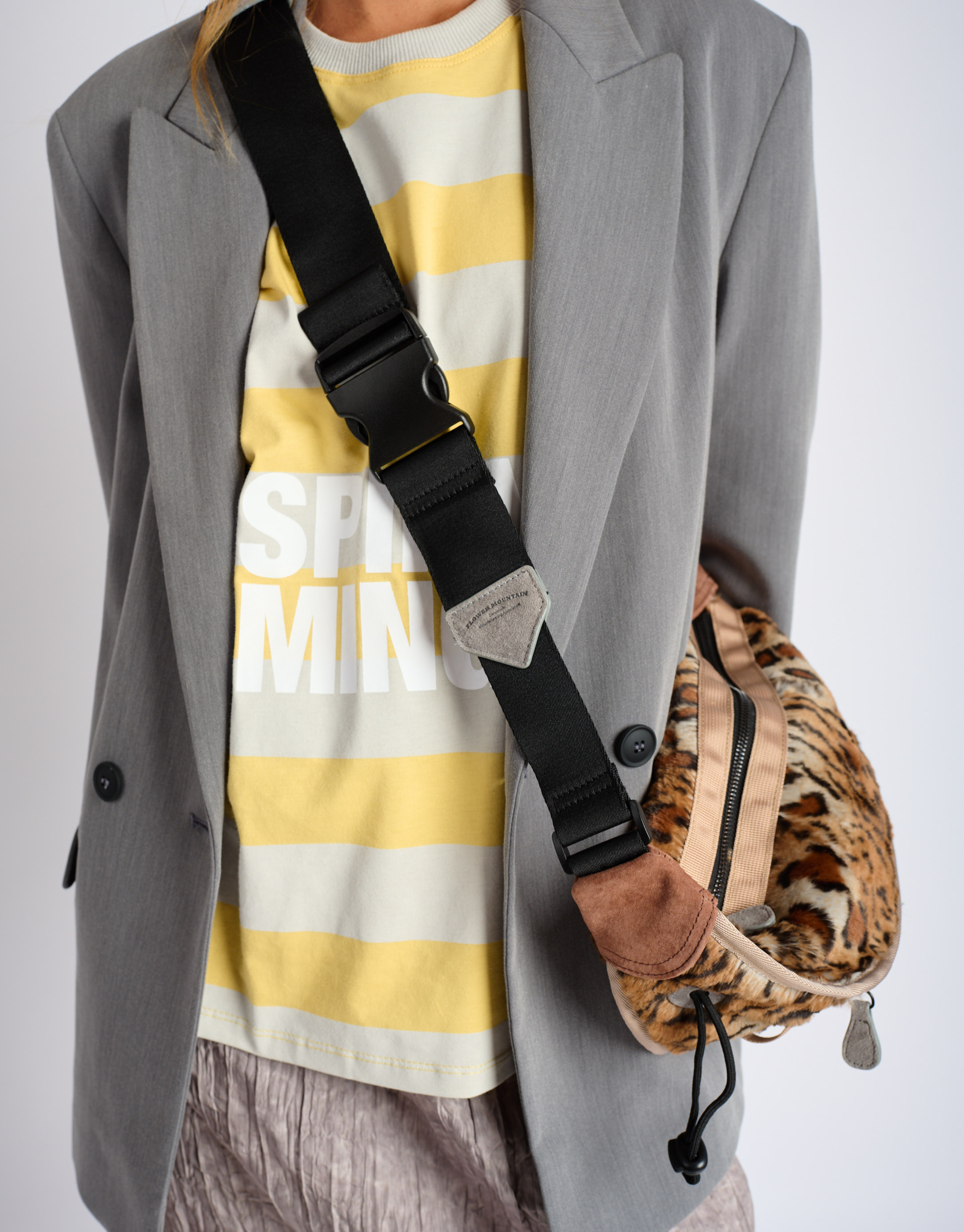 Flower Mountain - תיק פאוצ' FM - נמר4