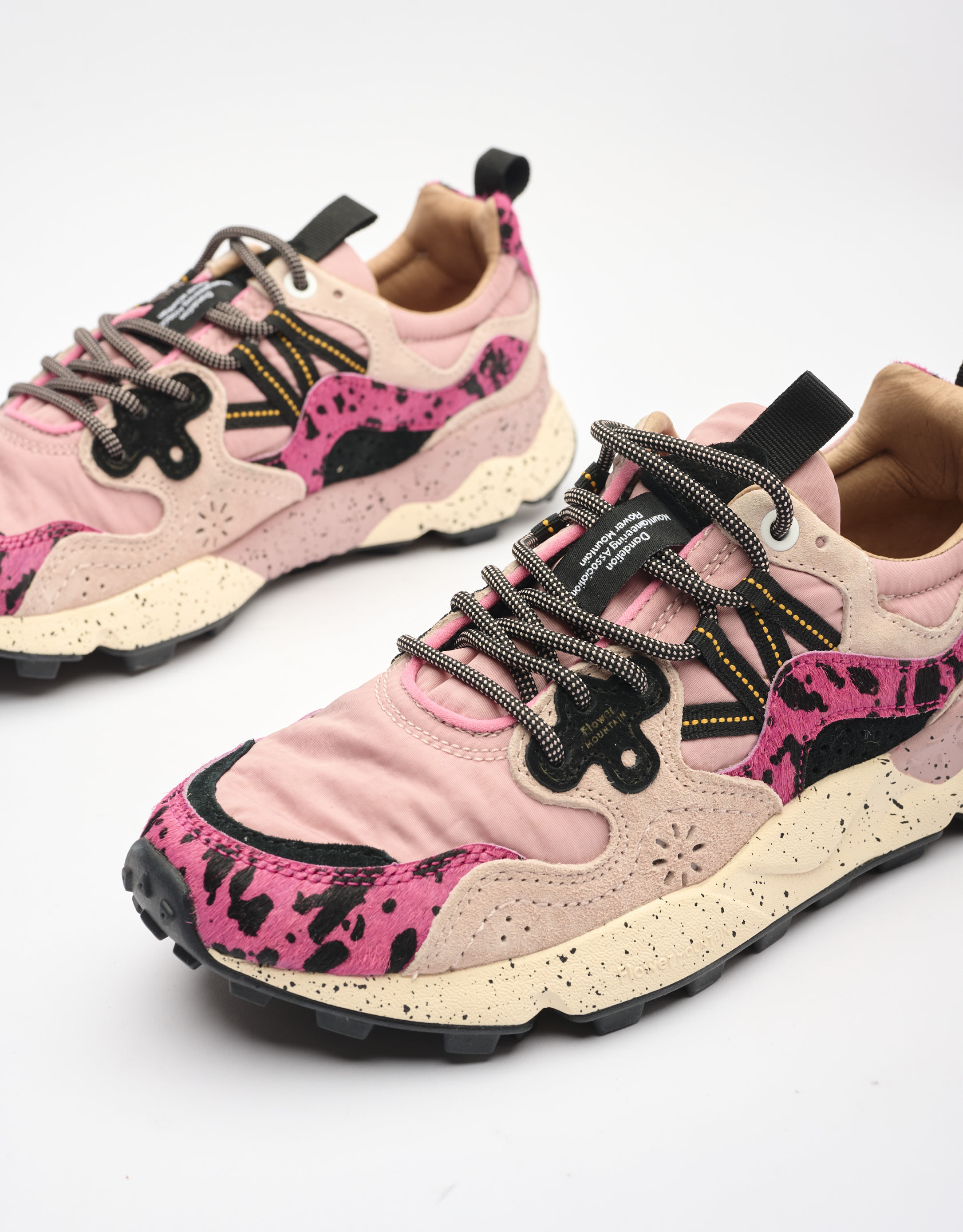נעלי נשים - Flower Mountain - סניקרס מנומרות YAMANO - ורוד1