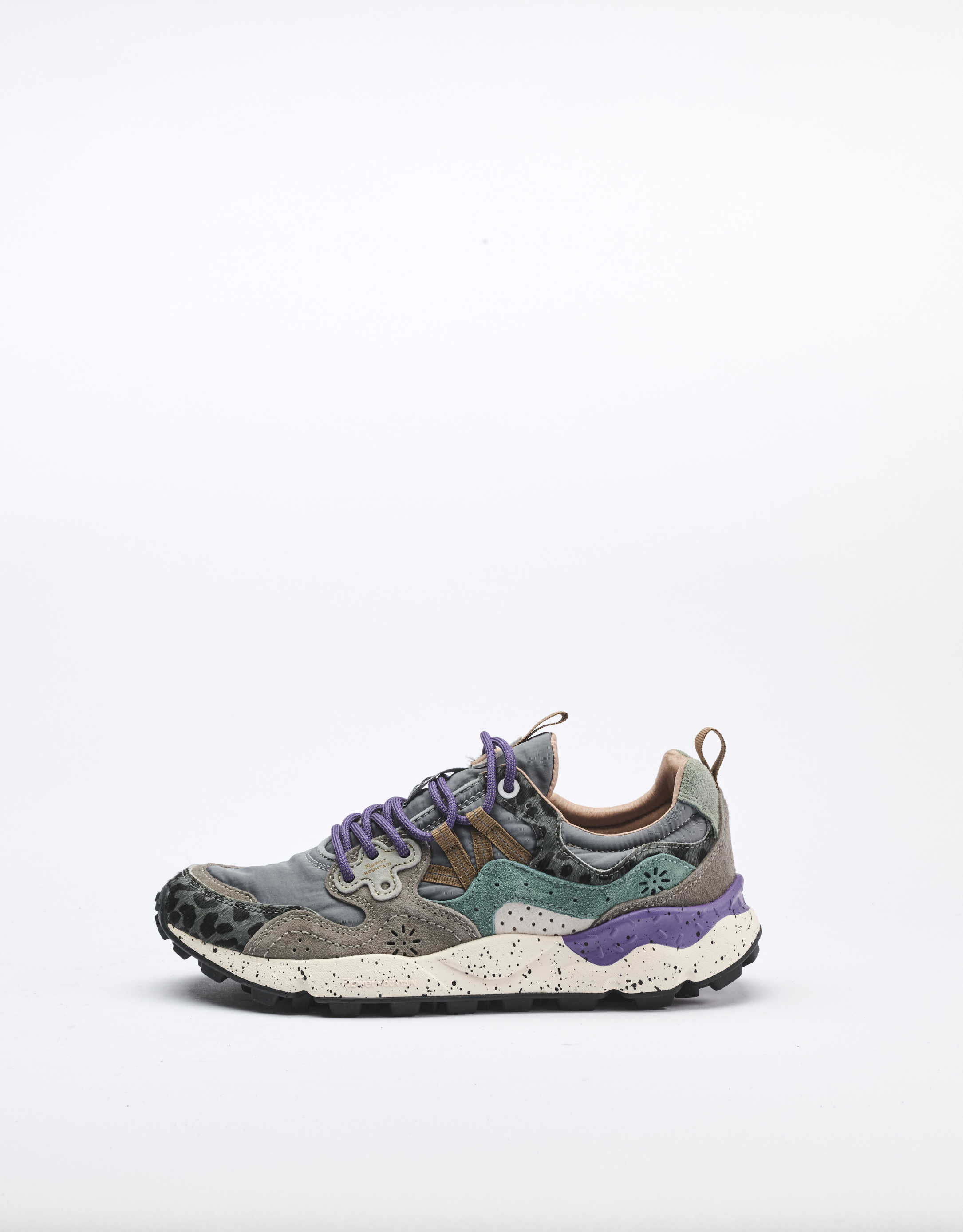 נעלי נשים - Flower Mountain - סניקרס מנומרות YAMANO - אפור4